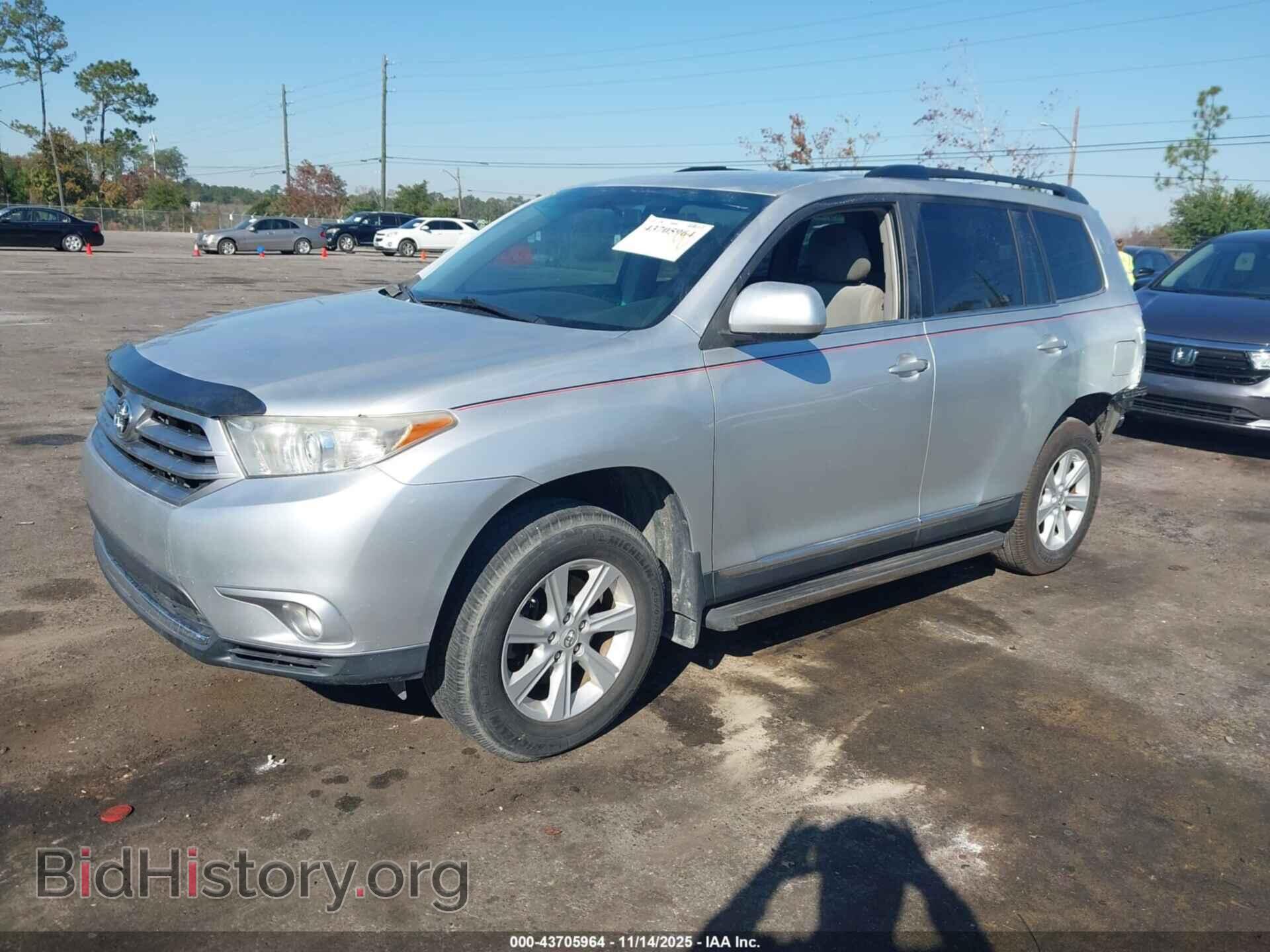 2013 TOYOTA HIGHLANDER - VIN: 5TDZA3EH8DS046148 - Фото 2