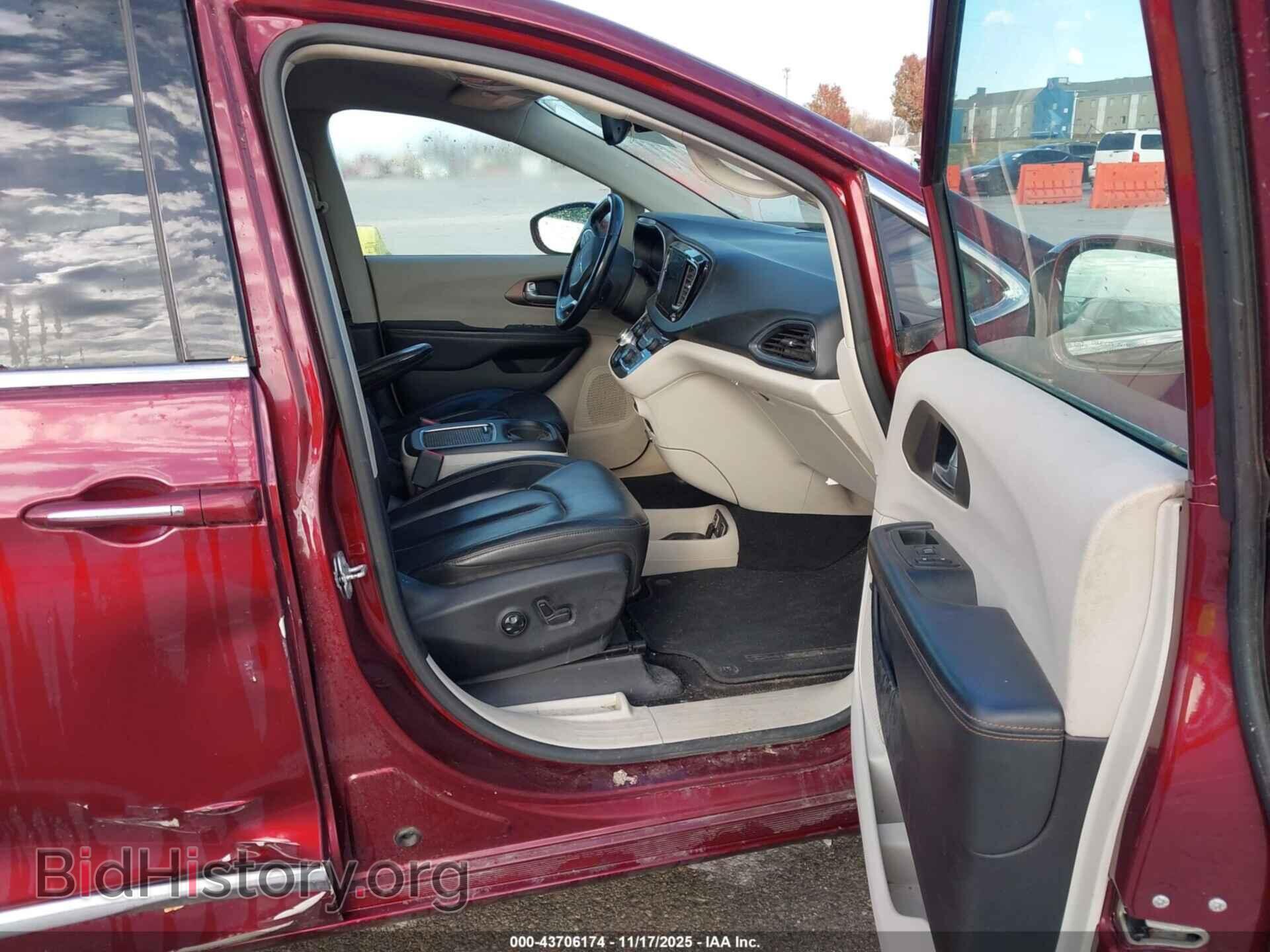2017 CHRYSLER PACIFICA - VIN: 2C4RC1EG8HR527800 - Фото 5