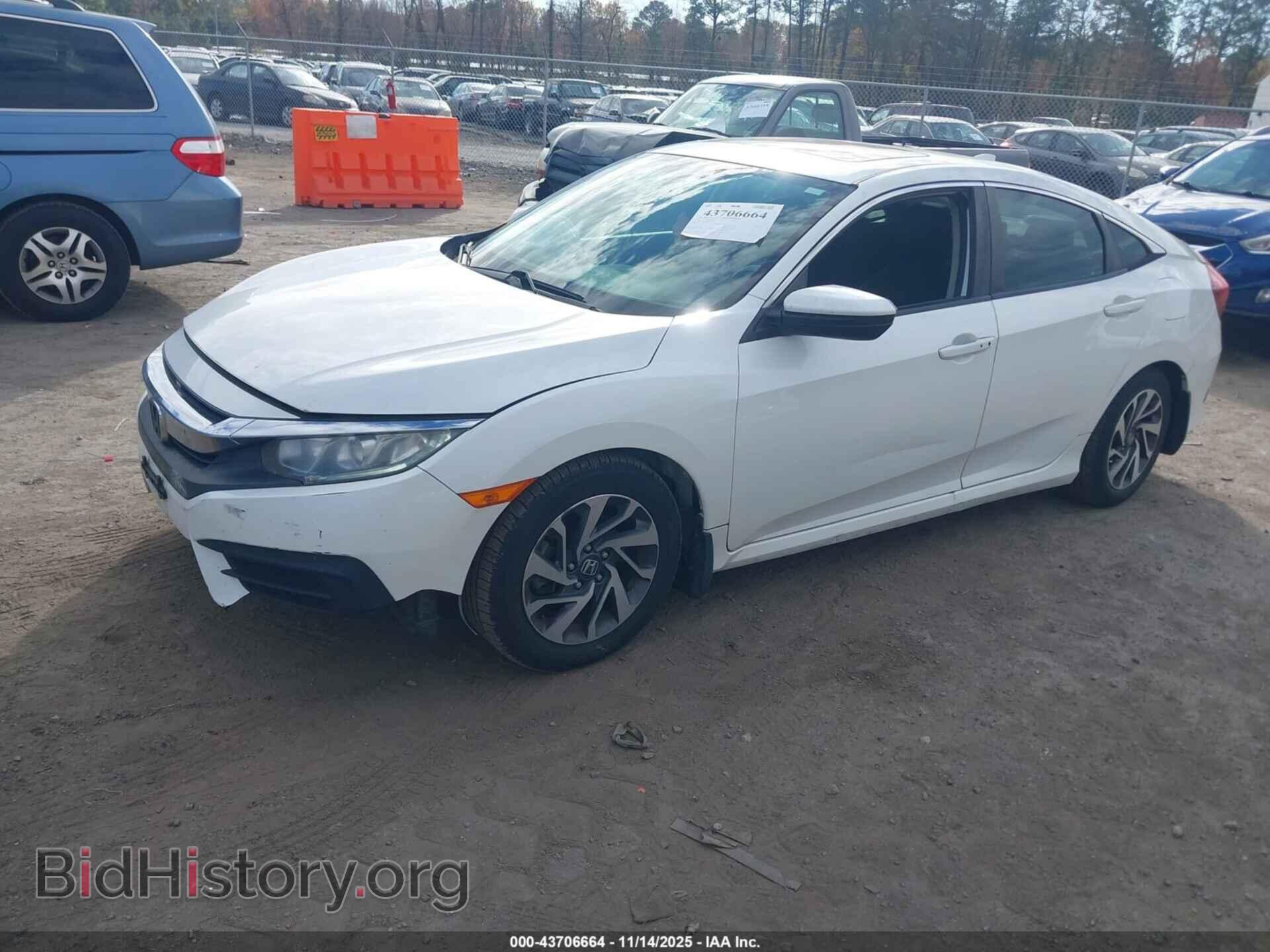 2018 HONDA CIVIC - VIN: 19XFC2F75JE044246 - Фото 2