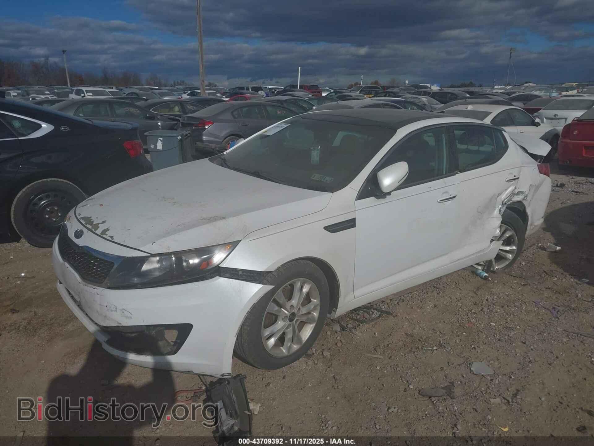 2011 KIA OPTIMA - VIN: KNAGN4A79B5059635 - Photo 2