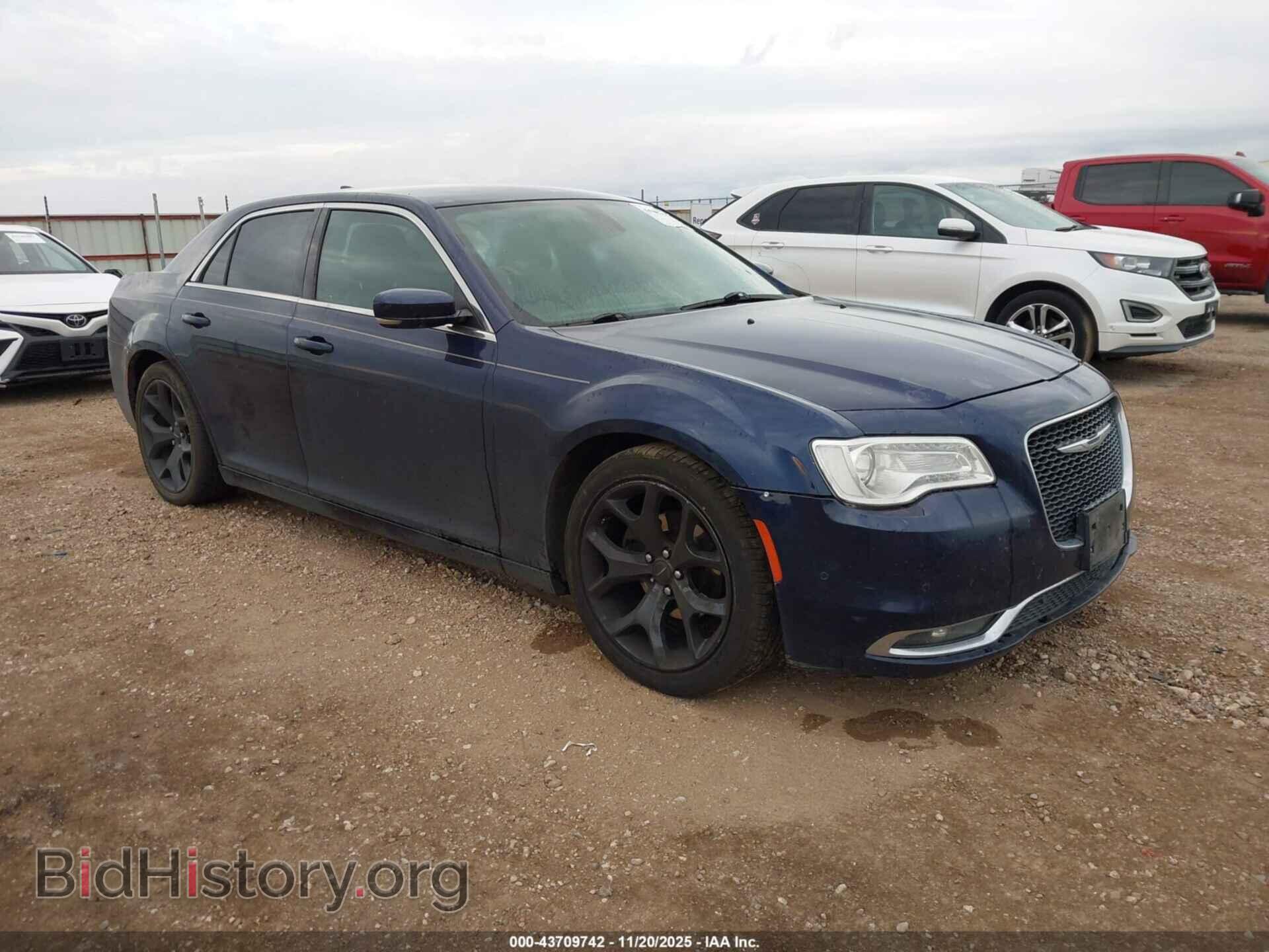 Фотография 2C3CCAAG6HH552958 - CHRYSLER 300 2017