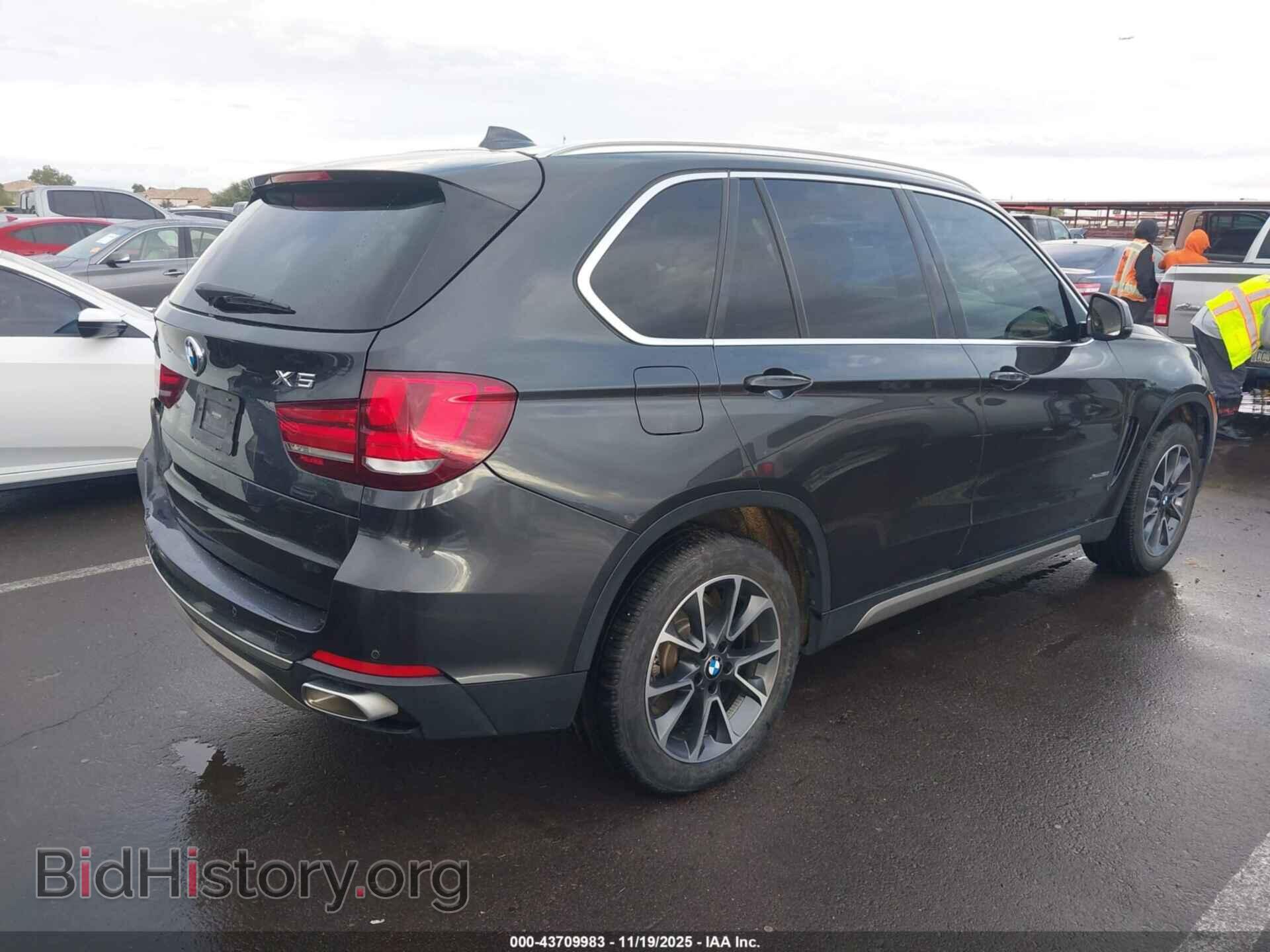 2018 BMW X5 - VIN: 5UXKR0C53J0X92425 - Фото 4