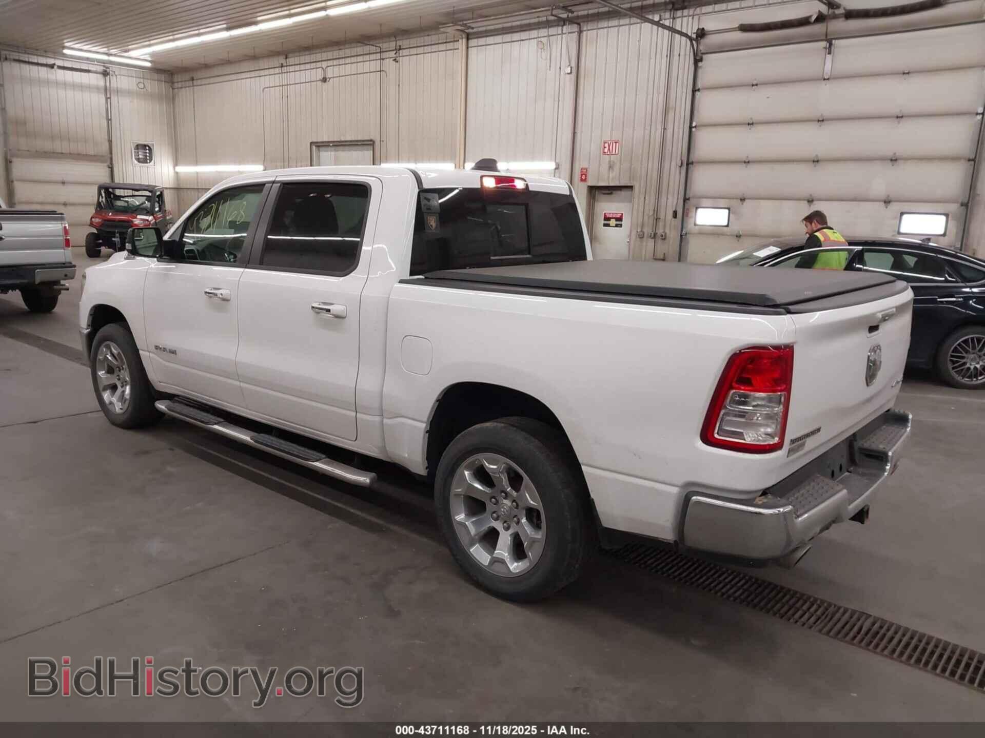 2020 RAM 1500 - VIN: 1C6SRFFT7LN166761 - Фото 3