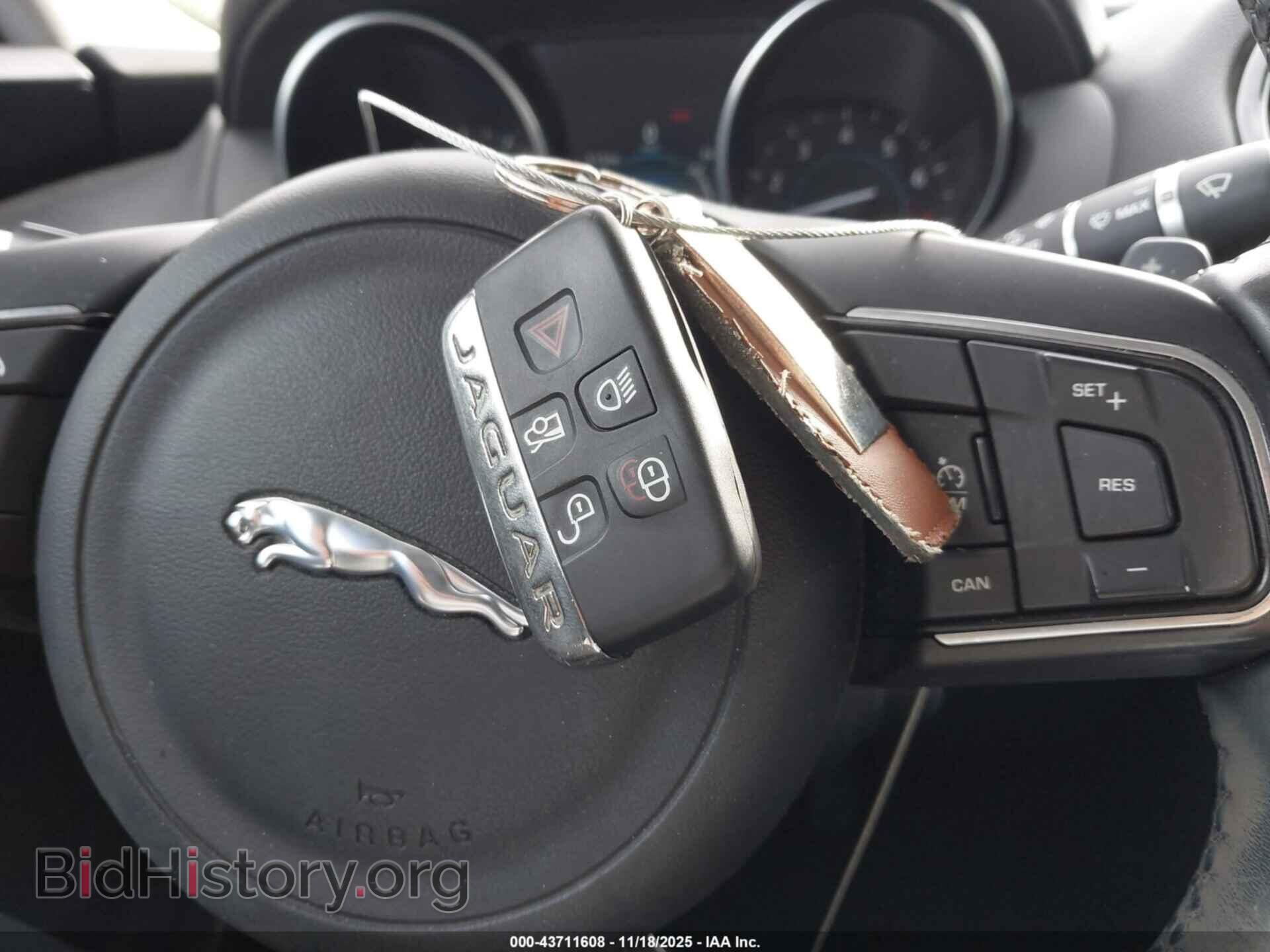 2017 JAGUAR XE - VIN: SAJAD4BG8HA971796 - Фото 11