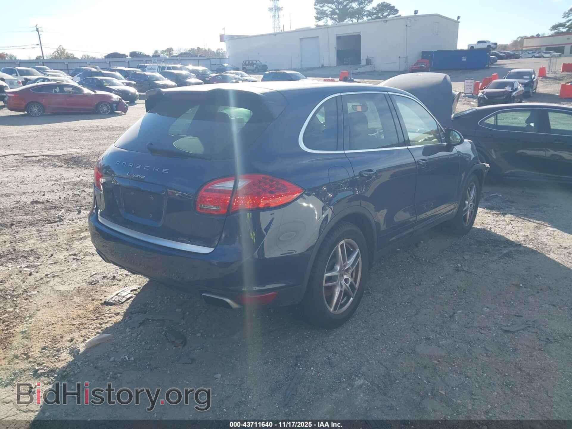 2012 PORSCHE CAYENNE - VIN: WP1AA2A25CLA05080 - Photo 4