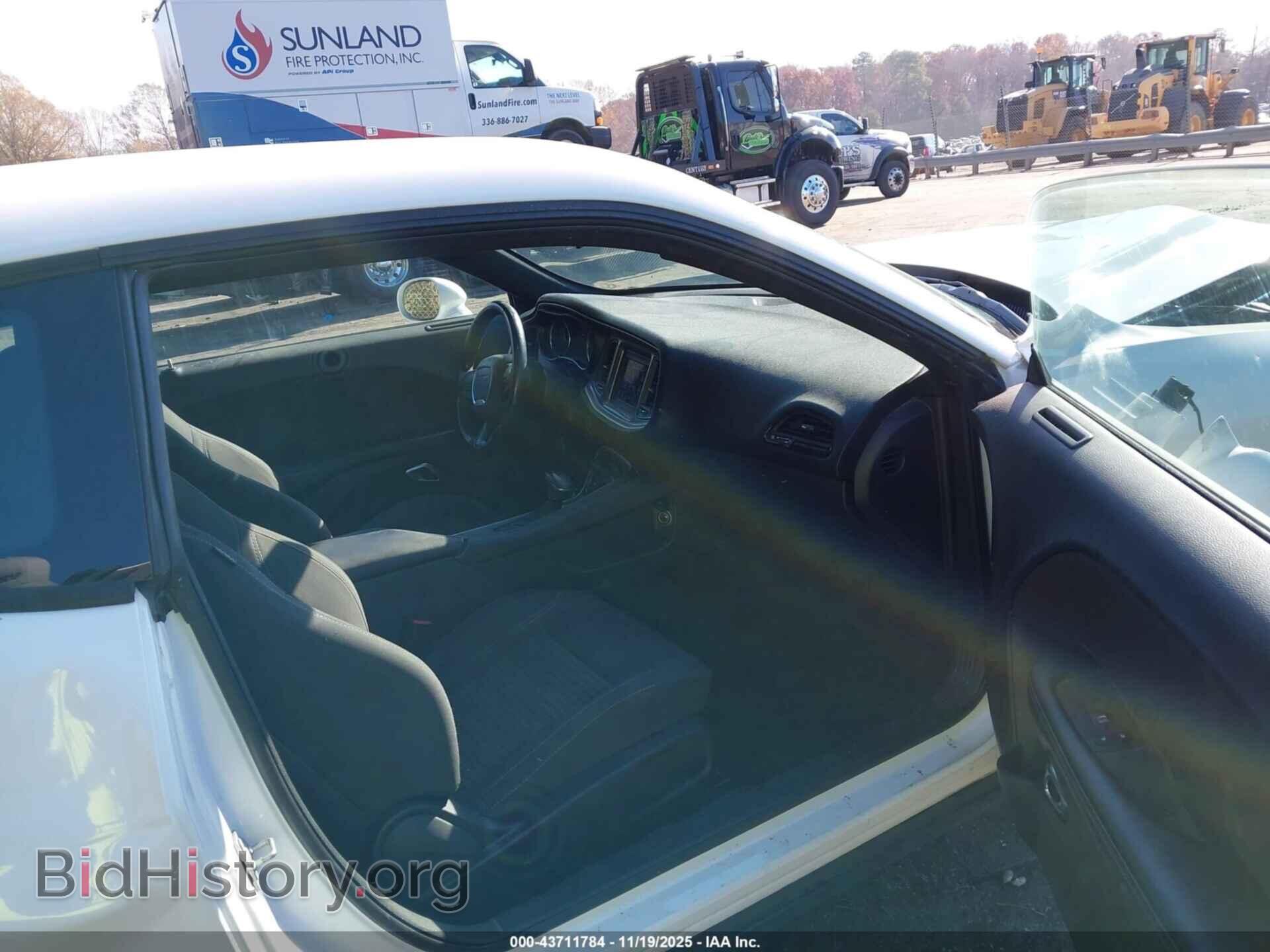 2019 DODGE CHALLENGER - VIN: 2C3CDZAG4KH529147 - Photo 5