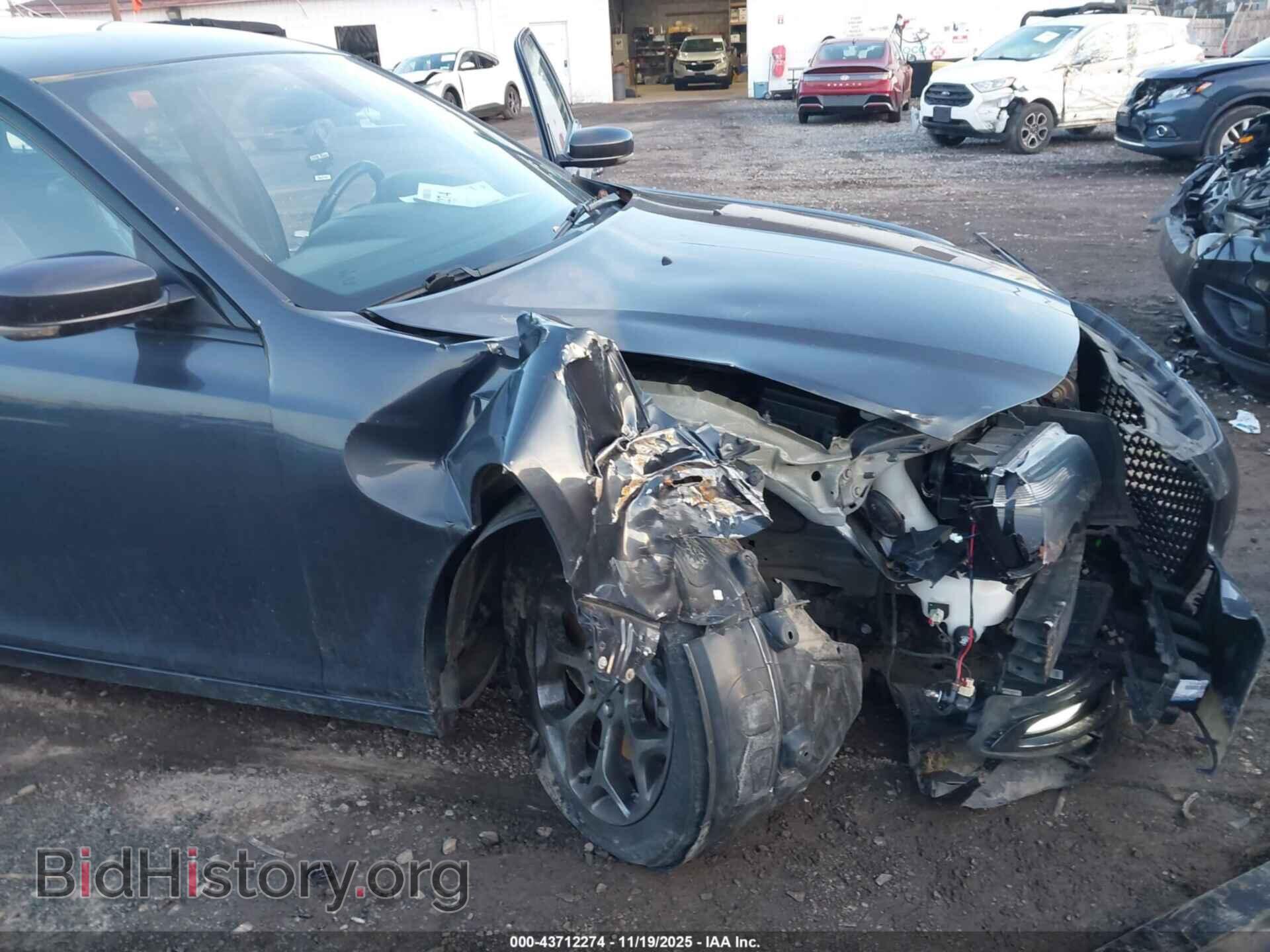 2016 CHRYSLER 300 - VIN: 2C3CCAGG7GH270401 - Фото 17