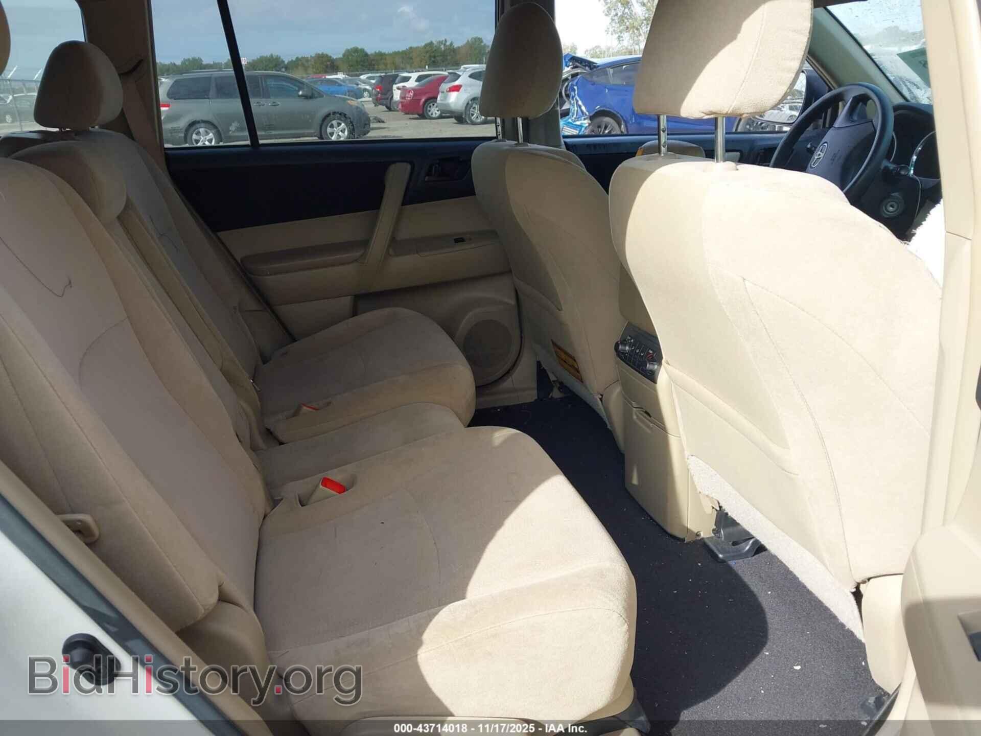 2012 TOYOTA HIGHLANDER - VIN: 5TDZA3EH2CS024256 - Фото 8