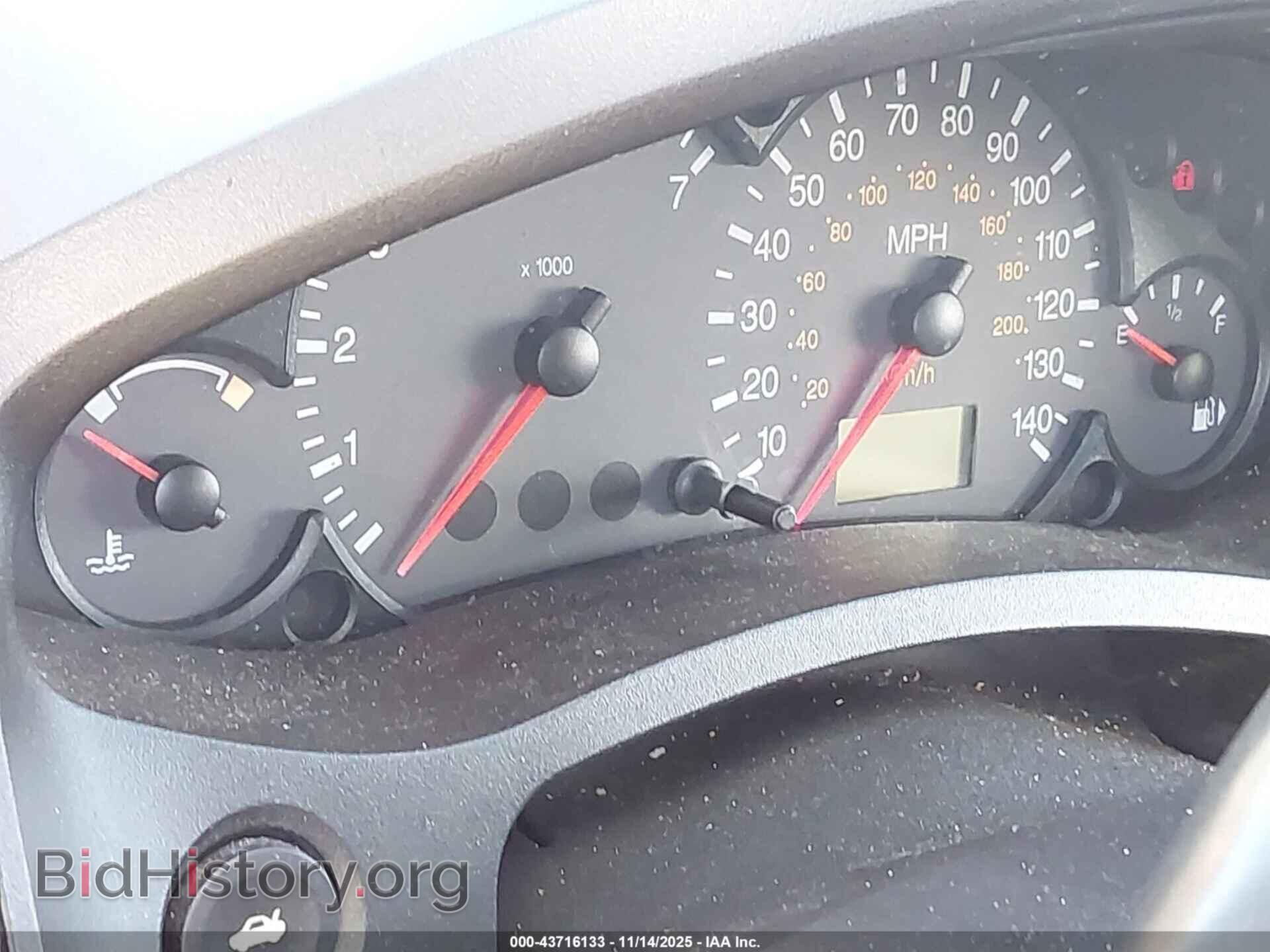 2005 FORD FOCUS - VIN: 3FAFP37N75R135935 - Фото 7