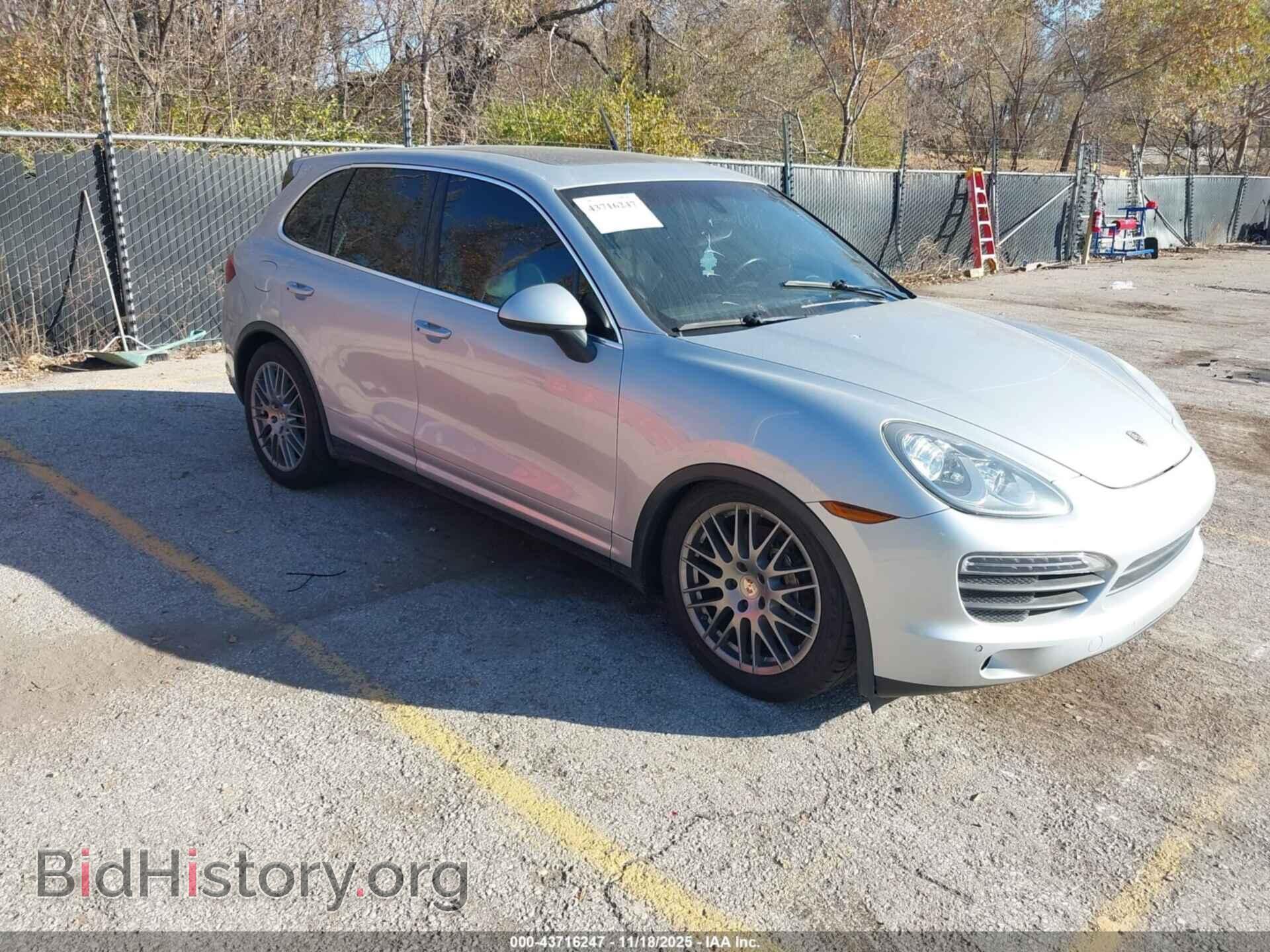Photo WP1AB2A21DLA80910 - PORSCHE CAYENNE 2013