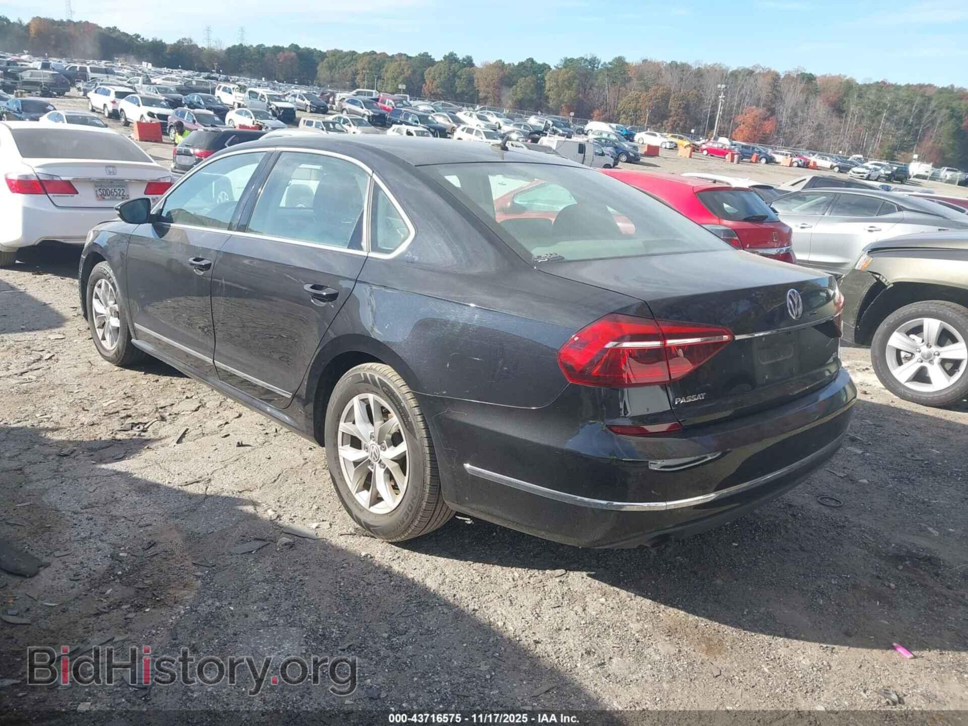 2017 VOLKSWAGEN PASSAT - VIN: 1VWAT7A34HC047357 - Фото 3