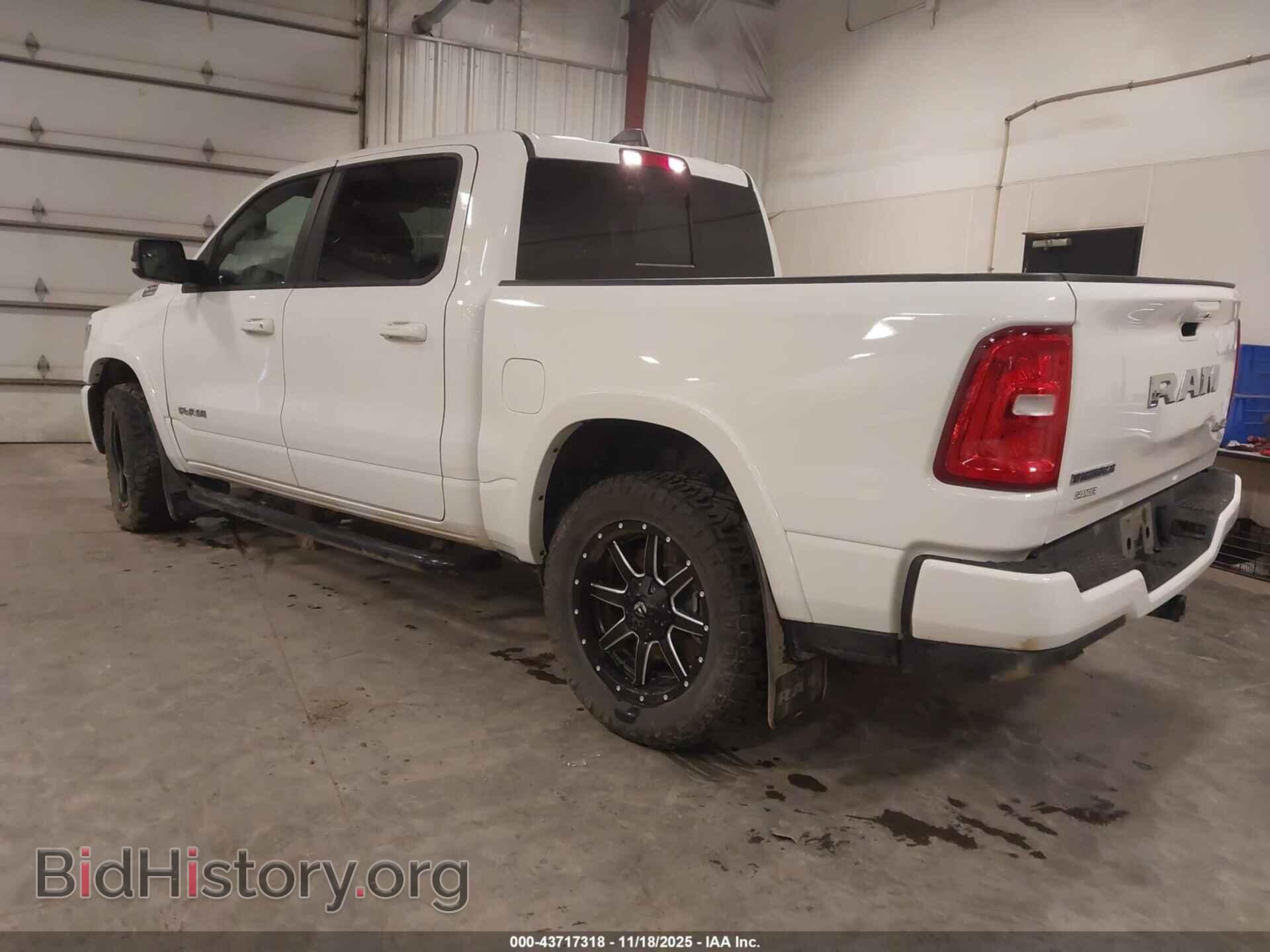 2025 RAM 1500 - VIN: 1C6RRFFG1SN661764 - Фото 3