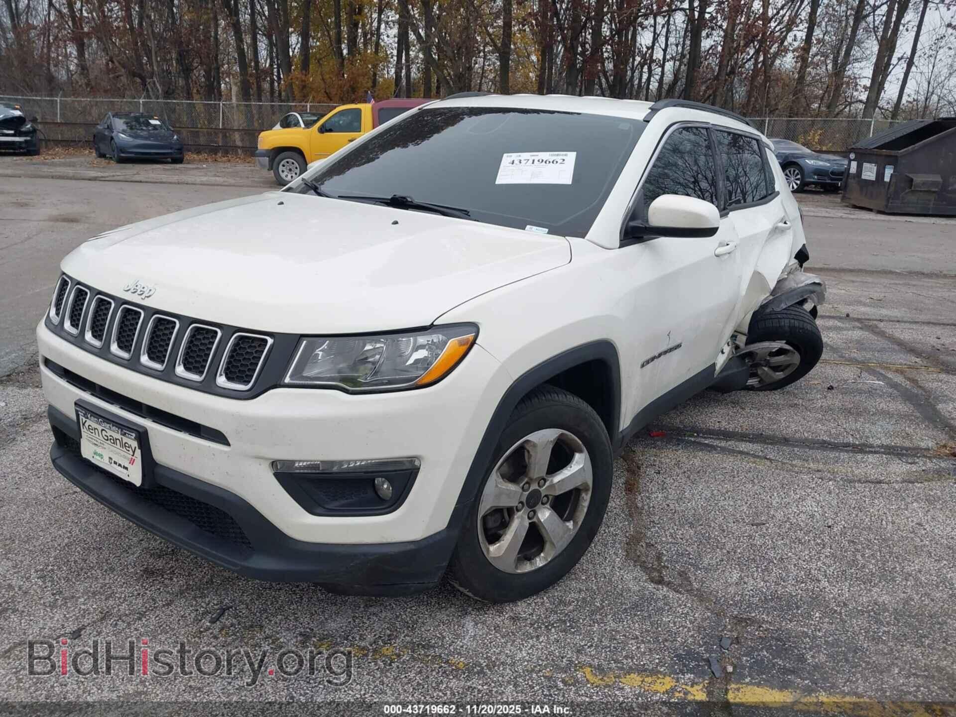 2019 JEEP COMPASS - VIN: 3C4NJDBB2KT647661 - Фото 2