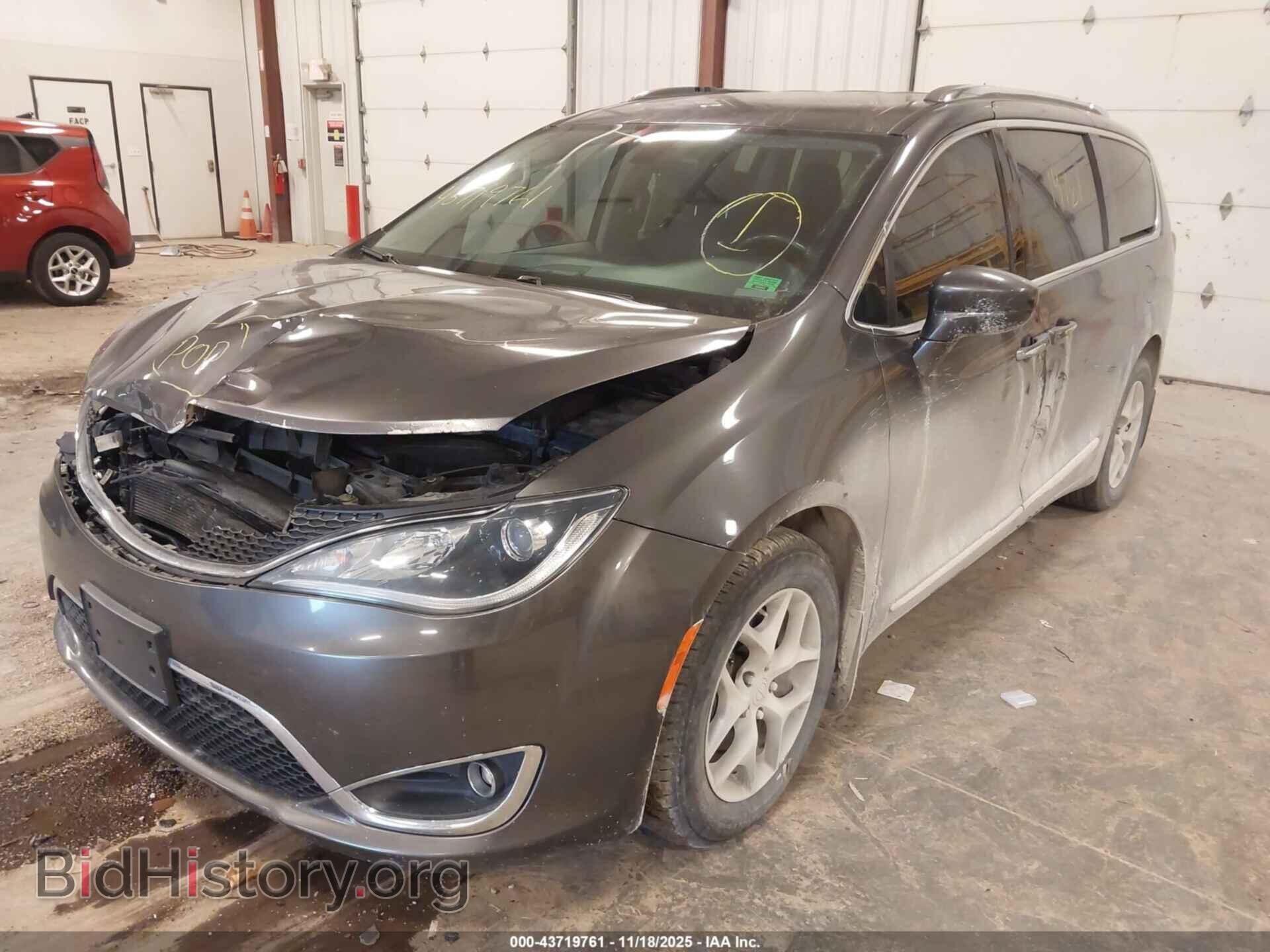 2017 CHRYSLER PACIFICA - VIN: 2C4RC1EG0HR738960 - Фото 2