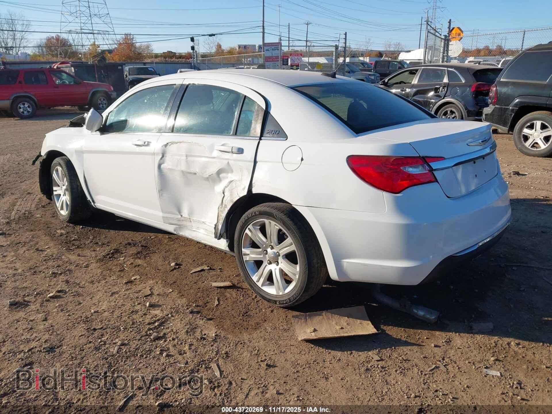 2012 CHRYSLER 200 - VIN: 1C3CCBBG2CN205616 - Photo 3