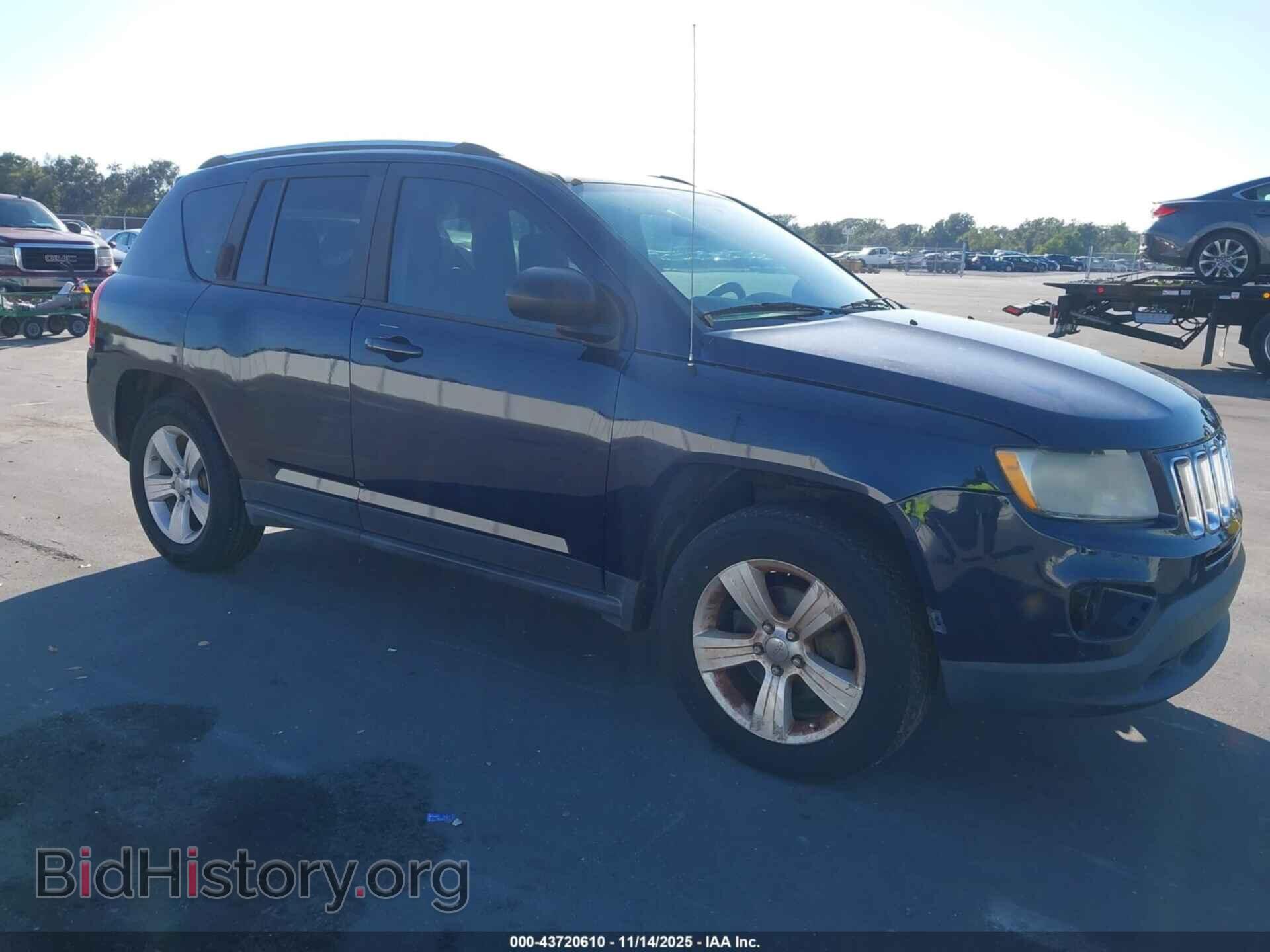 Photo 1C4NJCEBXCD665659 - JEEP COMPASS 2012