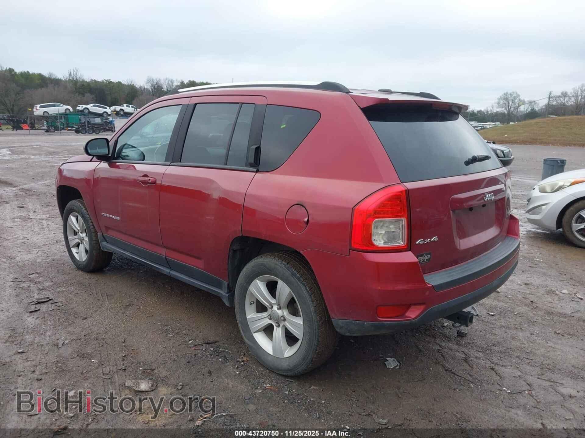 2012 JEEP COMPASS - VIN: 1C4NJDEB1CD577900 - Photo 3