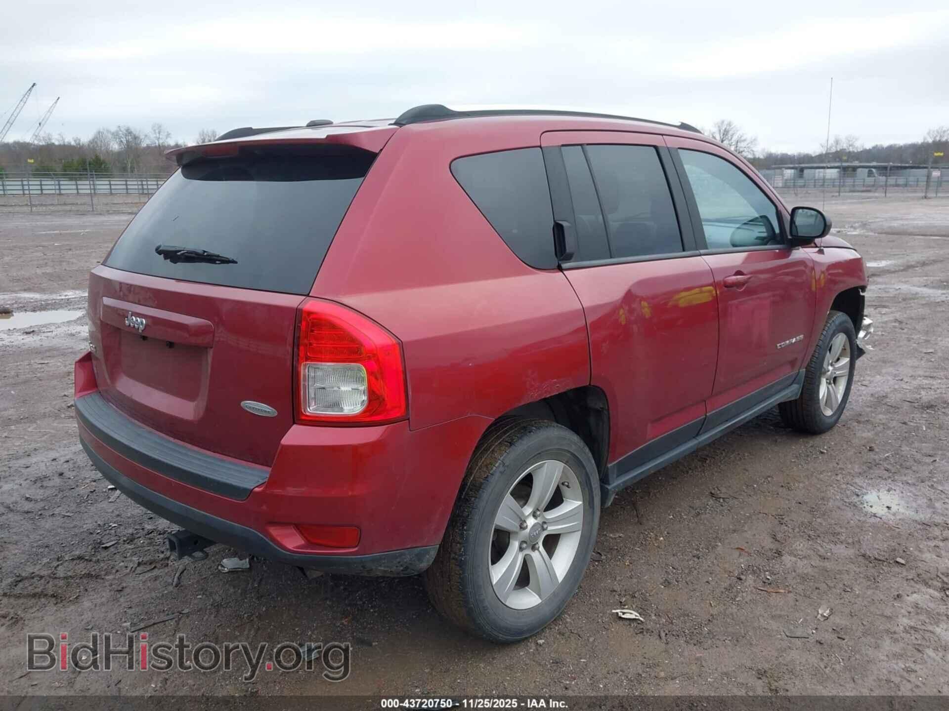 2012 JEEP COMPASS - VIN: 1C4NJDEB1CD577900 - Photo 4
