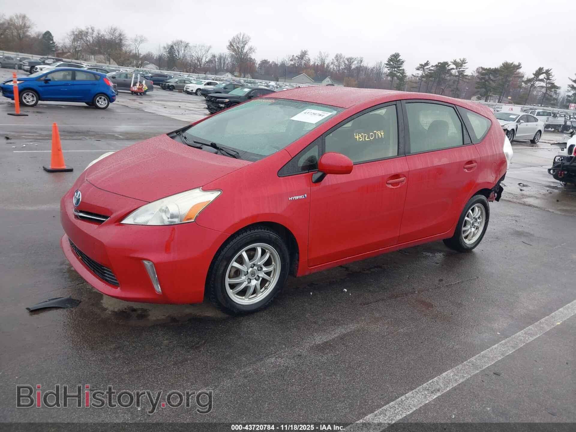 2014 TOYOTA PRIUS V - VIN: JTDZN3EU4E3308932 - Photo 2