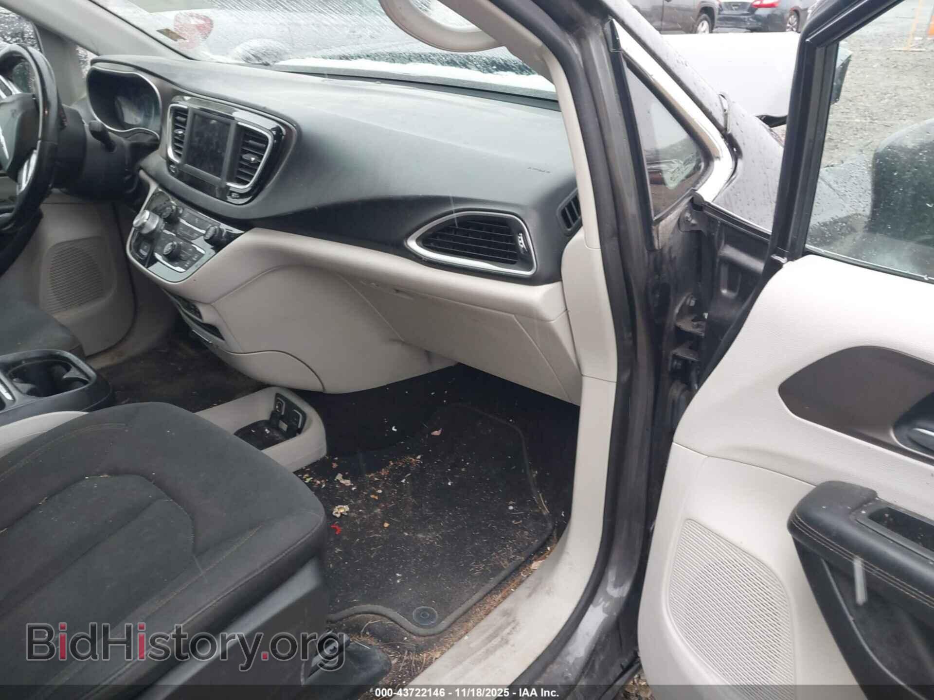 2019 CHRYSLER PACIFICA - VIN: 2C4RC1FG5KR702414 - Photo 5