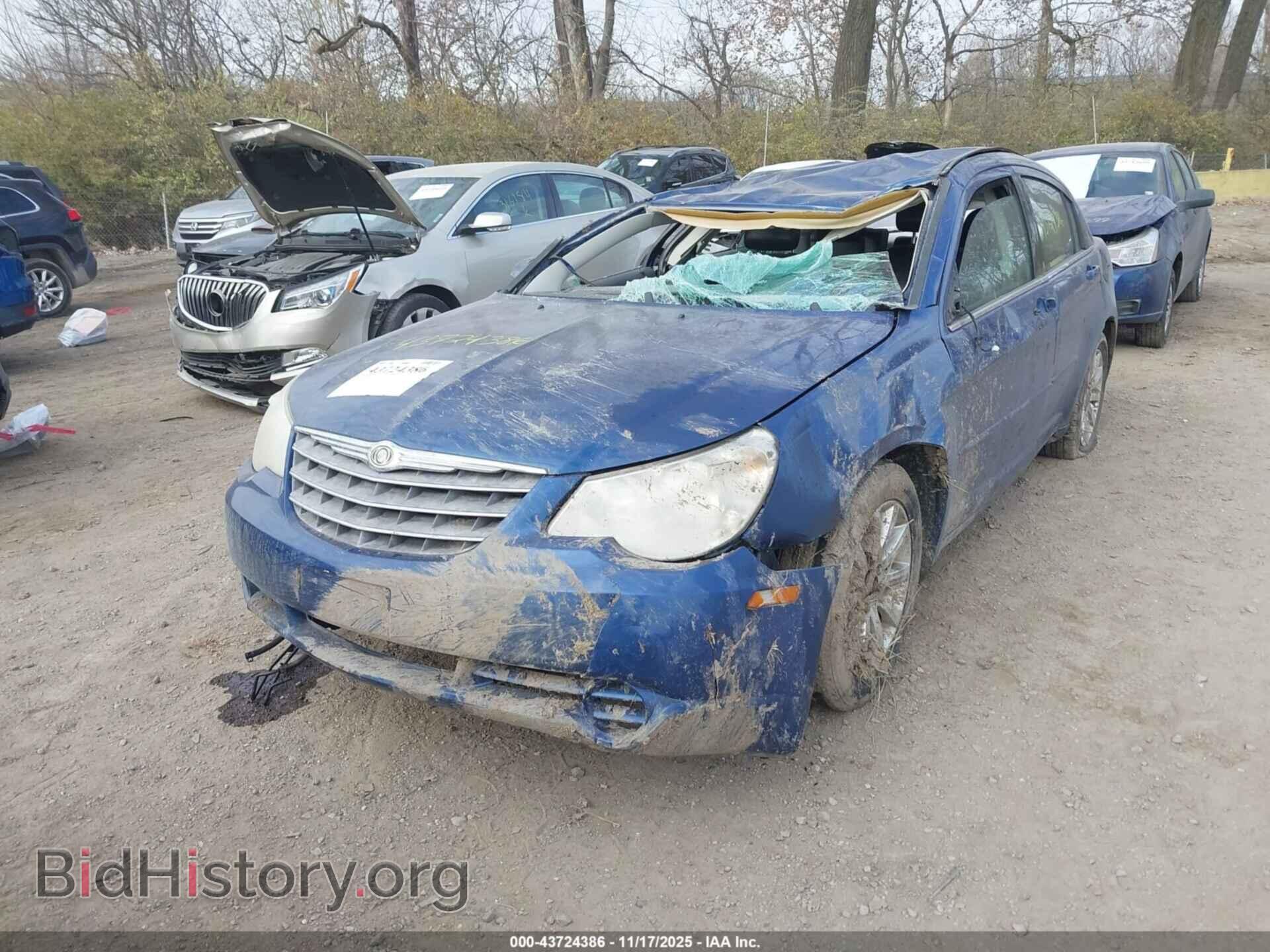 2010 CHRYSLER SEBRING - VIN: 1C3CC5FB3AN140899 - Фото 2