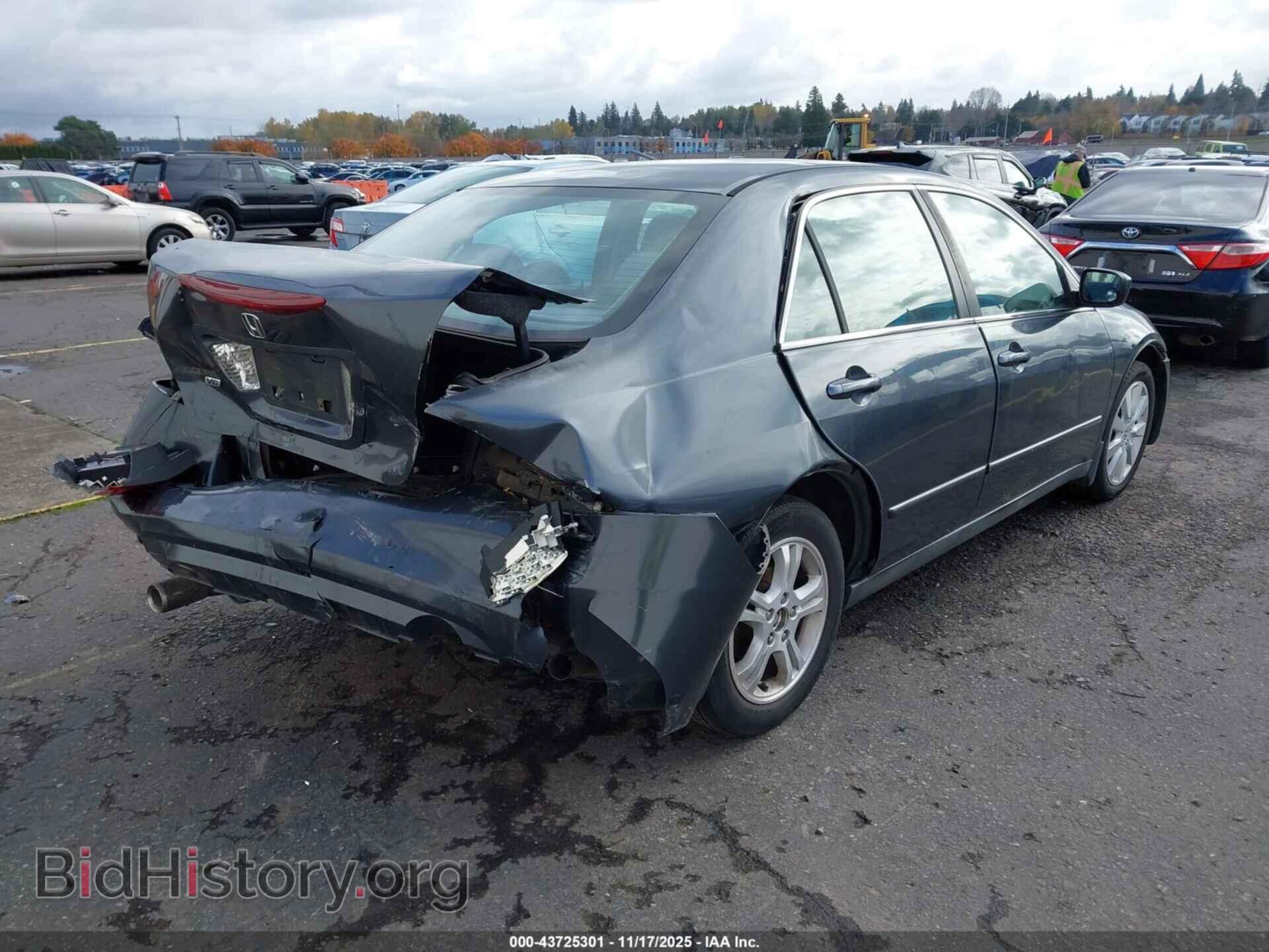 2010 HONDA CIVIC - VIN: 19XFA1F82AE024190 - Фото 4