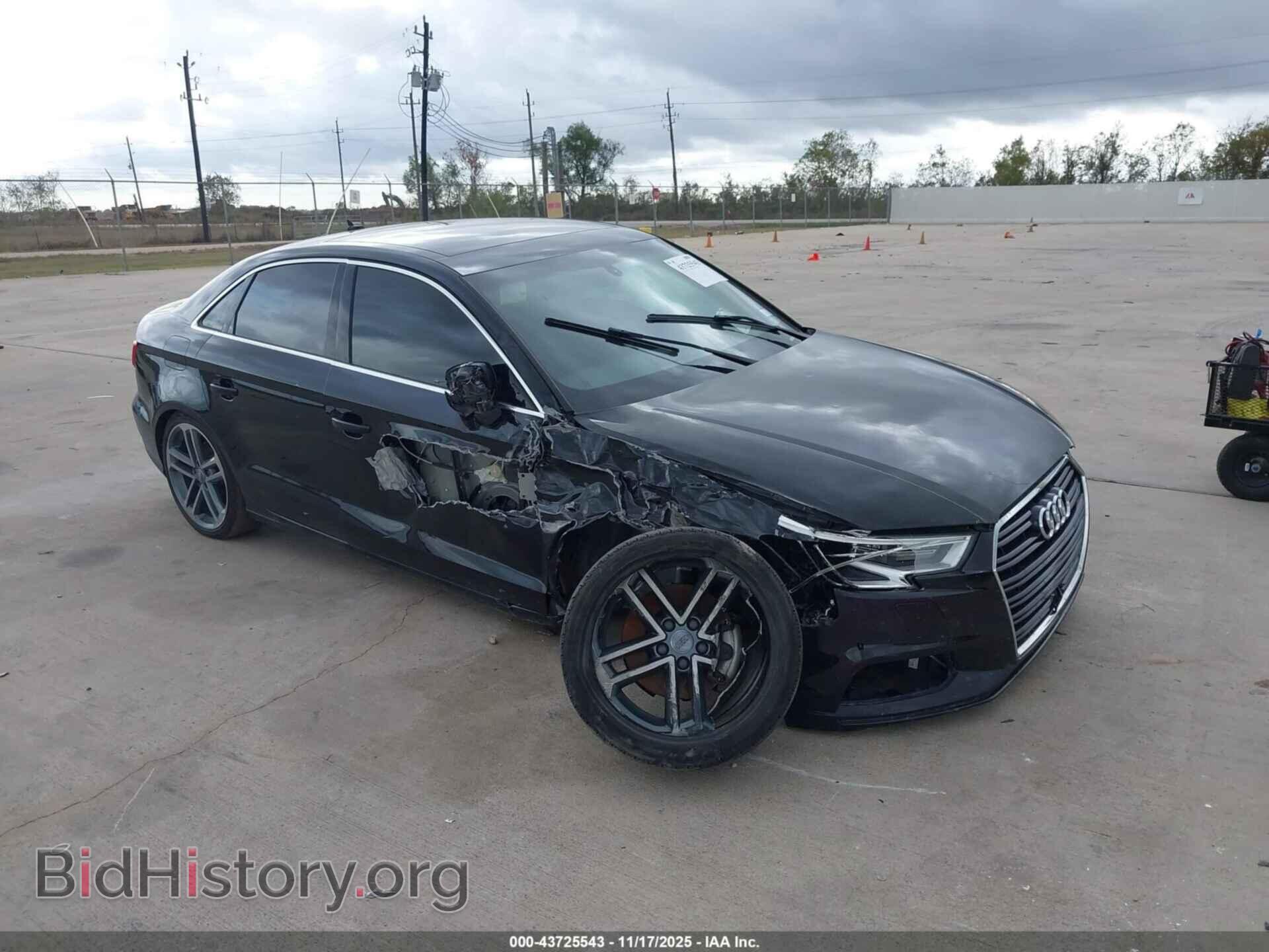 Фотография WAUAUGFF8KA078758 - AUDI A3 2019