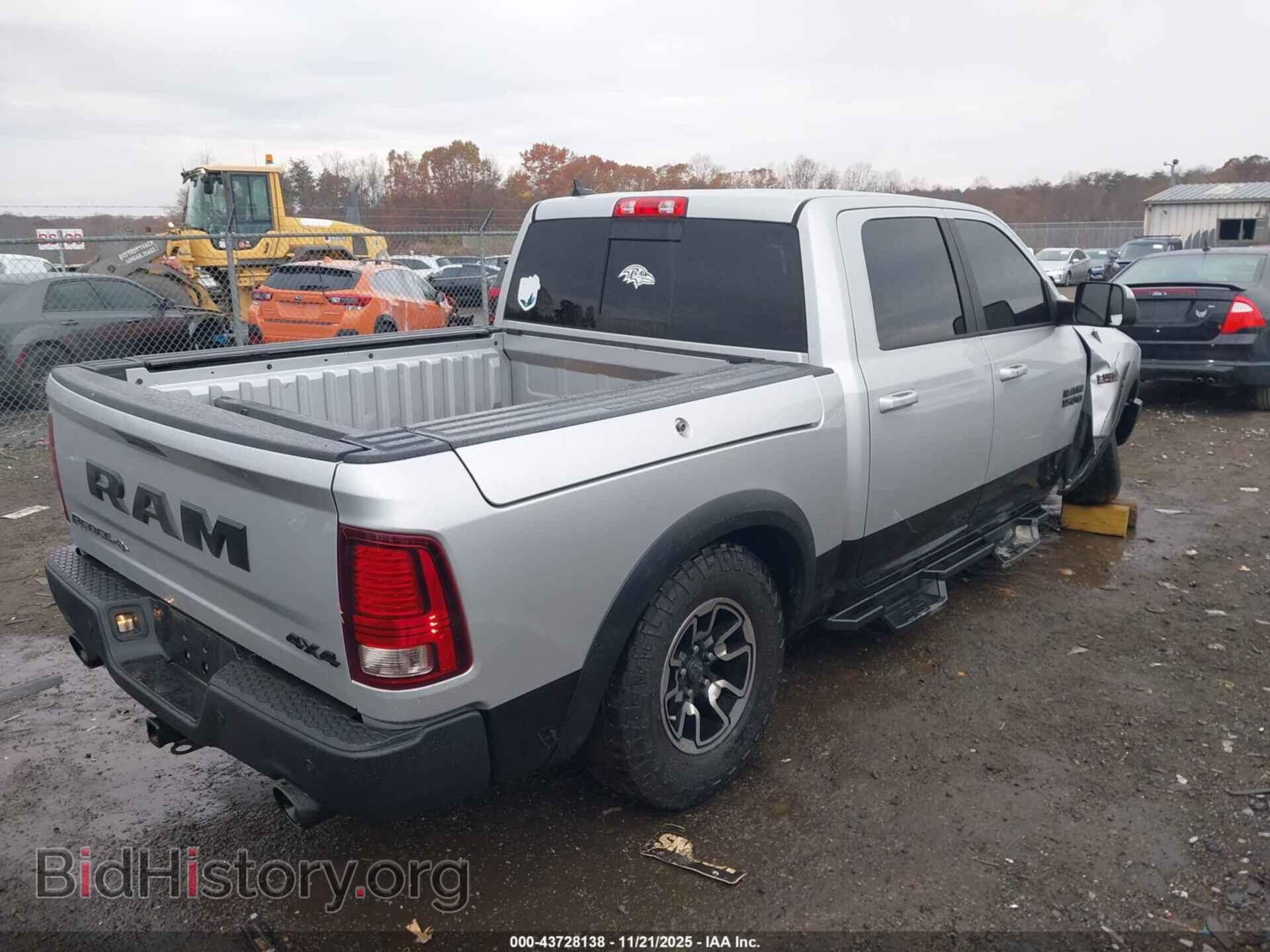 2017 RAM 1500 - VIN: 1C6RR7YT2HS672976 - Фото 4
