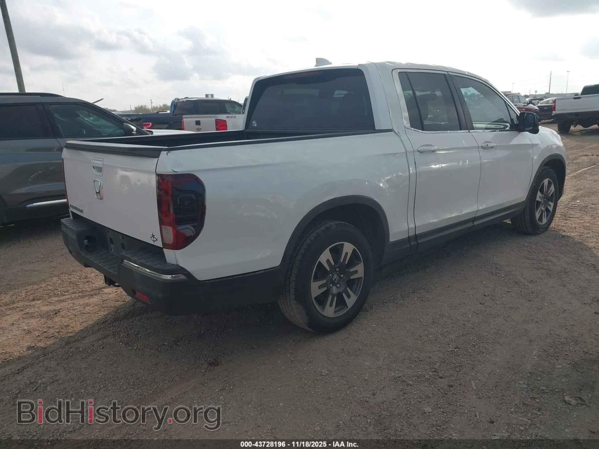 2017 HONDA RIDGELINE - VIN: 5FPYK2F60HB011606 - Фото 4