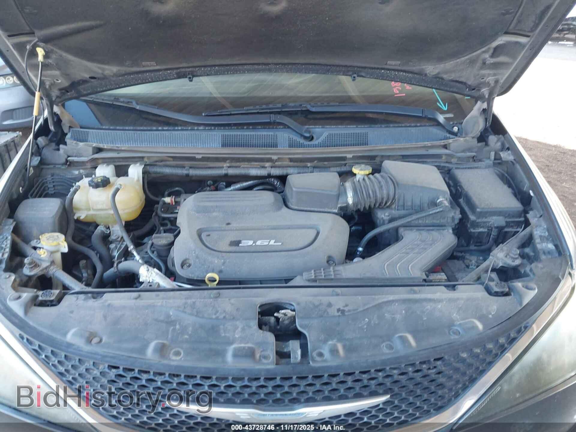 2017 CHRYSLER PACIFICA - VIN: 2C4RC1DG1HR514257 - Фото 10