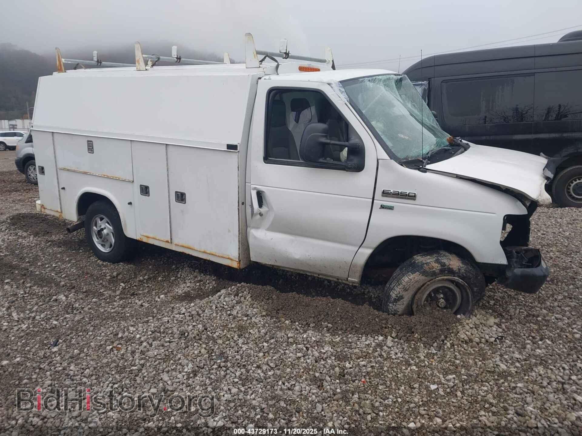 Photo 1FDSE3FL1BDA05583 - FORD E-350 CUTAWAY 2011