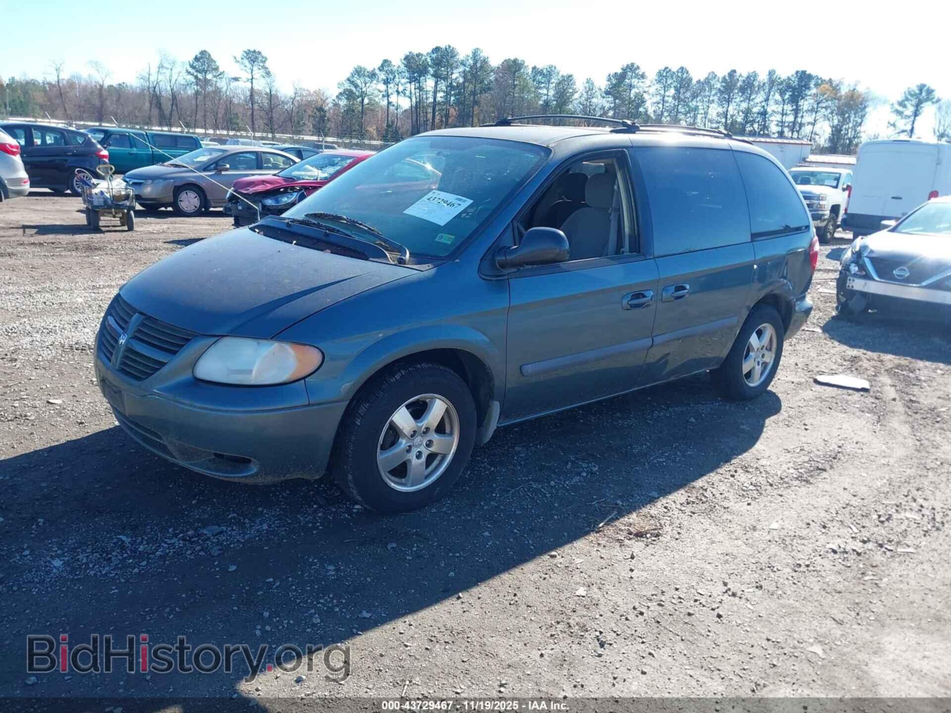 2007 DODGE CARAVAN - VIN: 1D8GP45R87B215781 - Photo 2