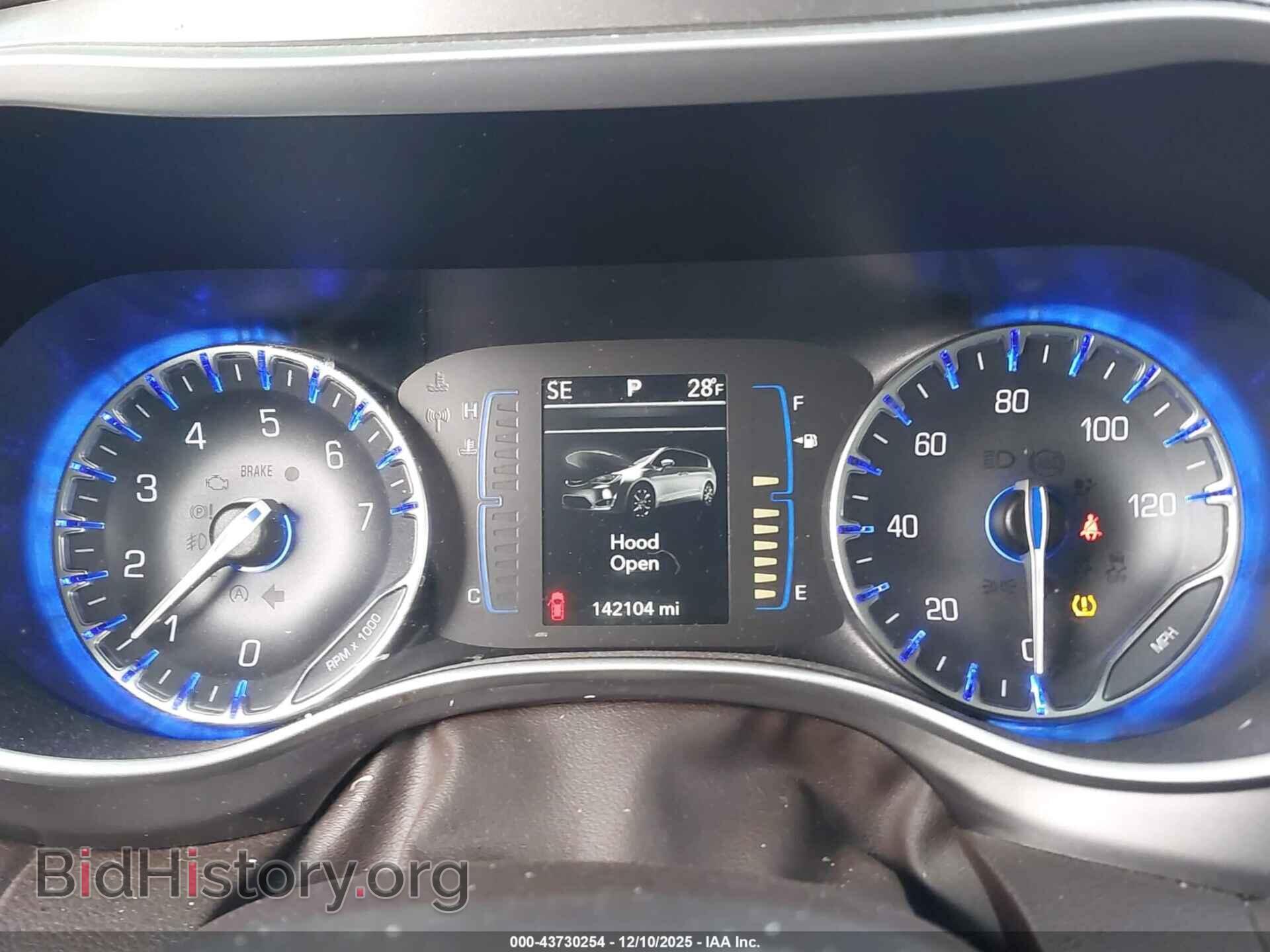 2017 CHRYSLER PACIFICA - VIN: 2C4RC1DG8HR510724 - Photo 7