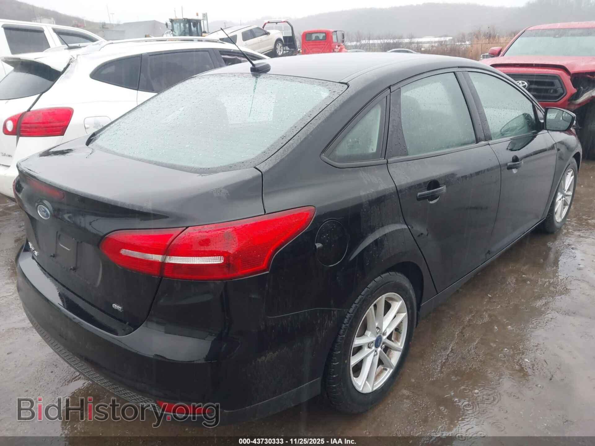 2017 FORD FOCUS - VIN: 1FADP3F25HL327646 - Фото 4