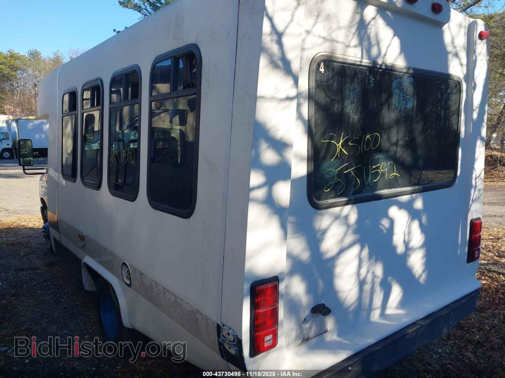 2009 FORD E-350 CUTAWAY - VIN: 1FDEE35L09DA17006 - Фото 3