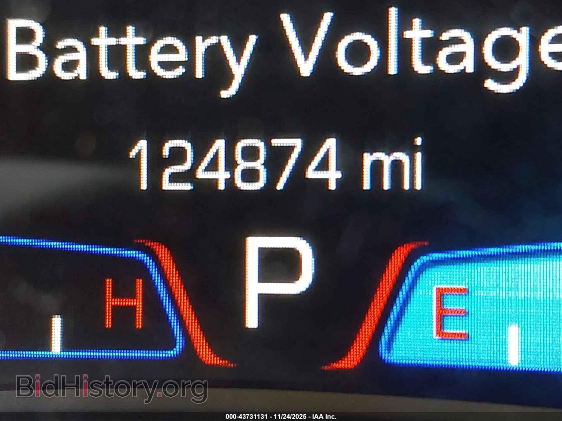 2015 CHRYSLER 300 - VIN: 2C3CCAGG7FH876263 - Фото 16