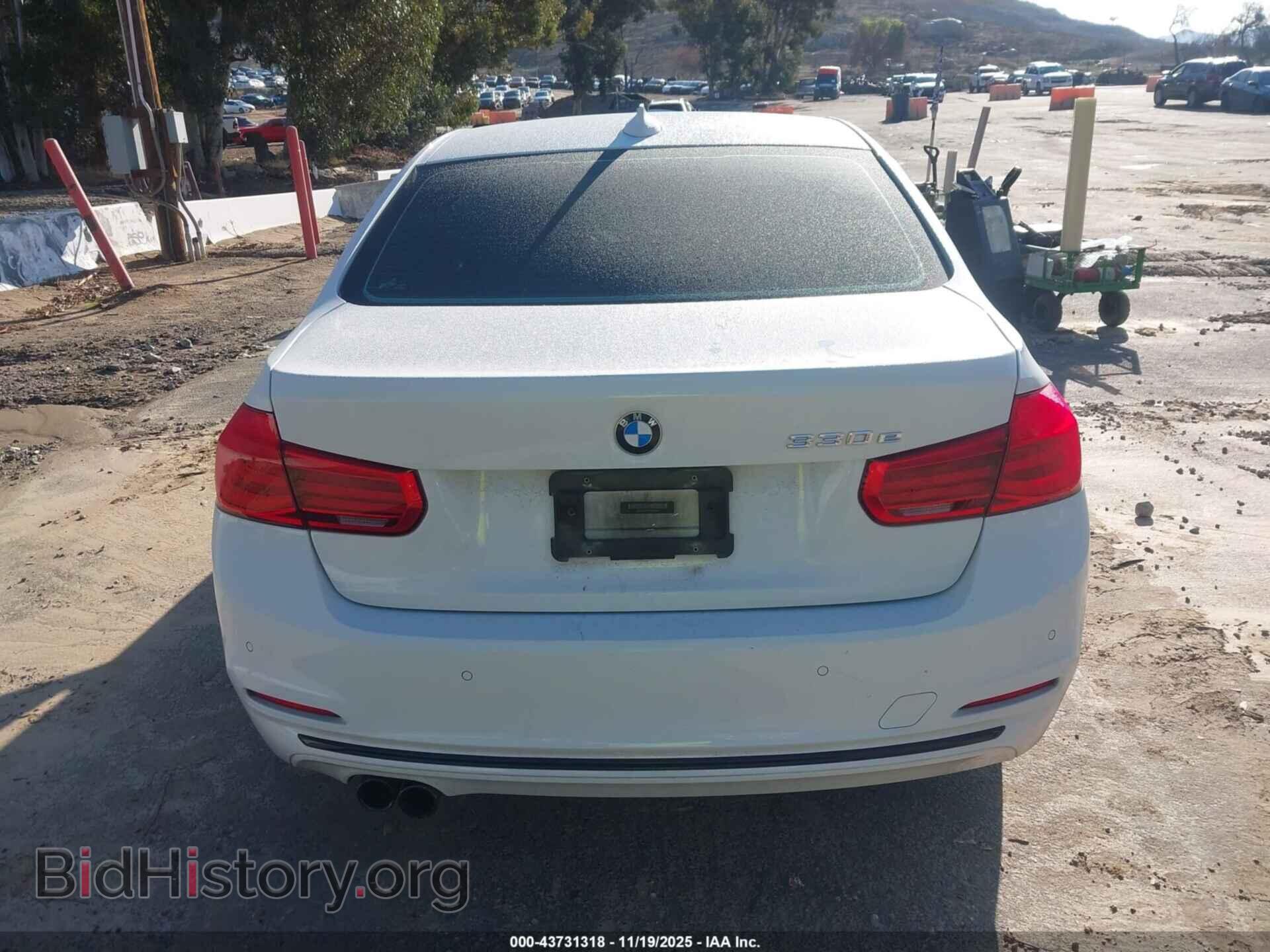 2017 BMW 330E - VIN: WBA8E1C51HK480497 - Фото 16