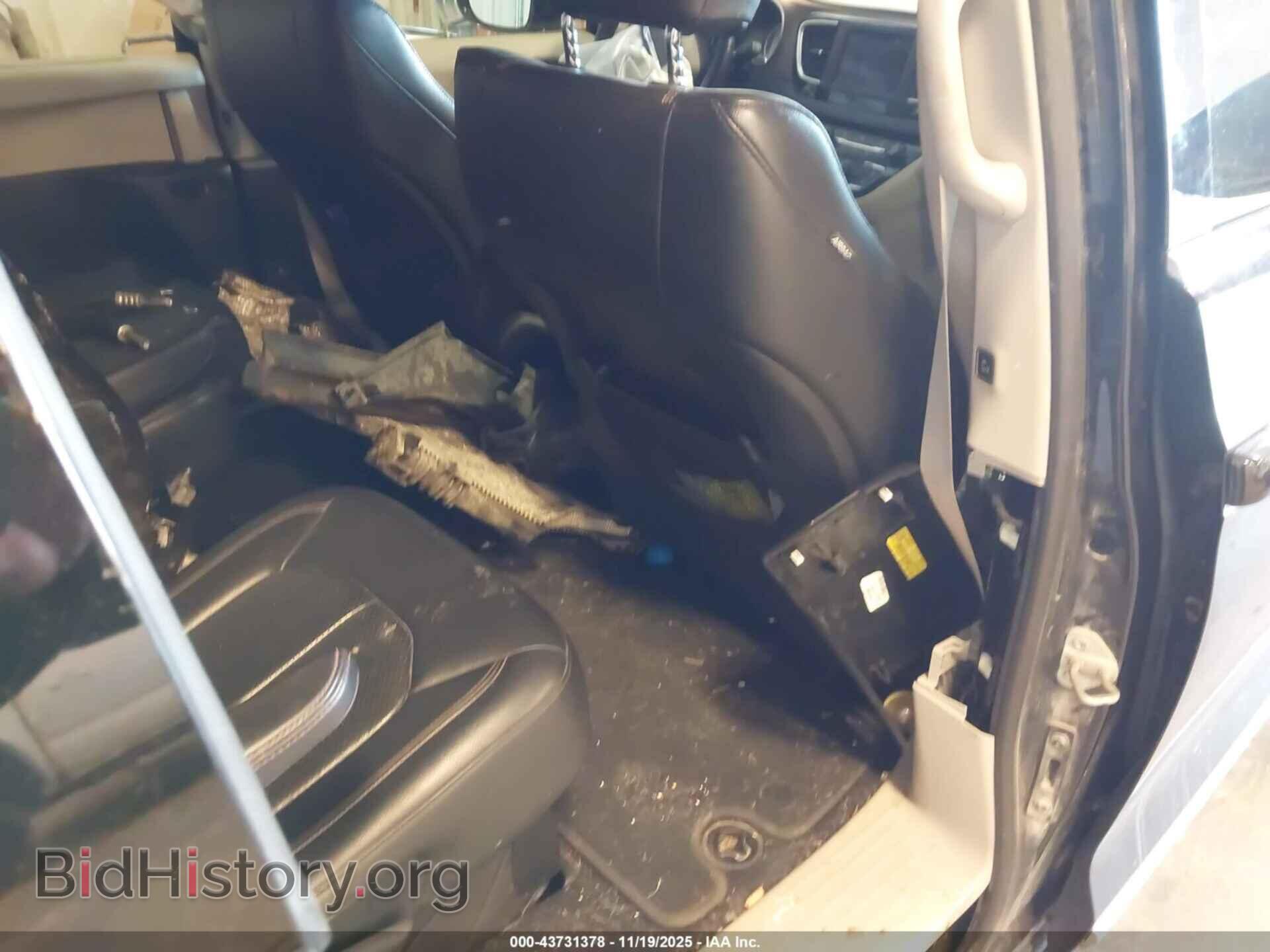 2018 CHRYSLER PACIFICA - VIN: 2C4RC1BG3JR234283 - Фото 8