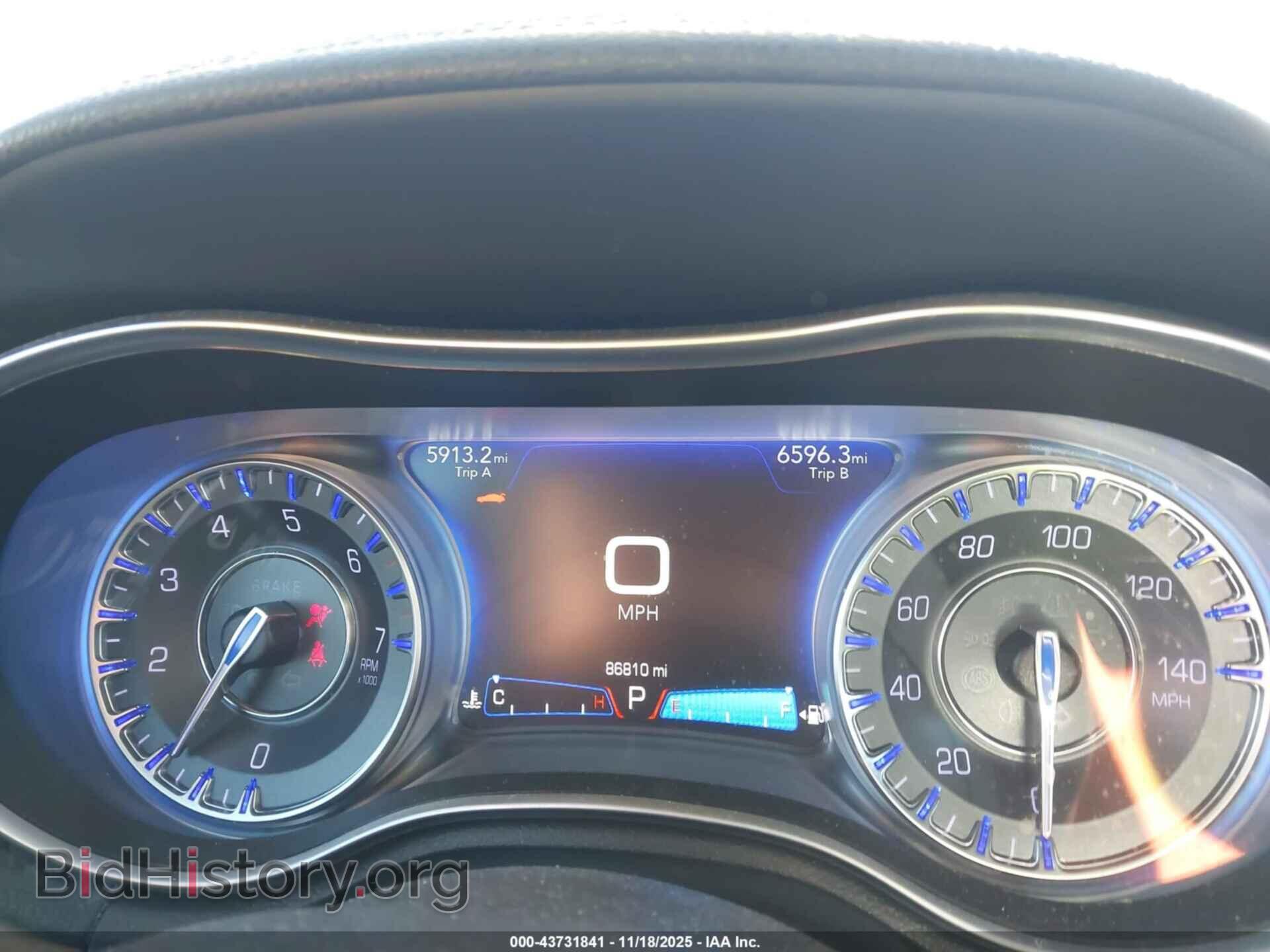2017 CHRYSLER 300C - VIN: 2C3CCAPG6HH635538 - Фото 7