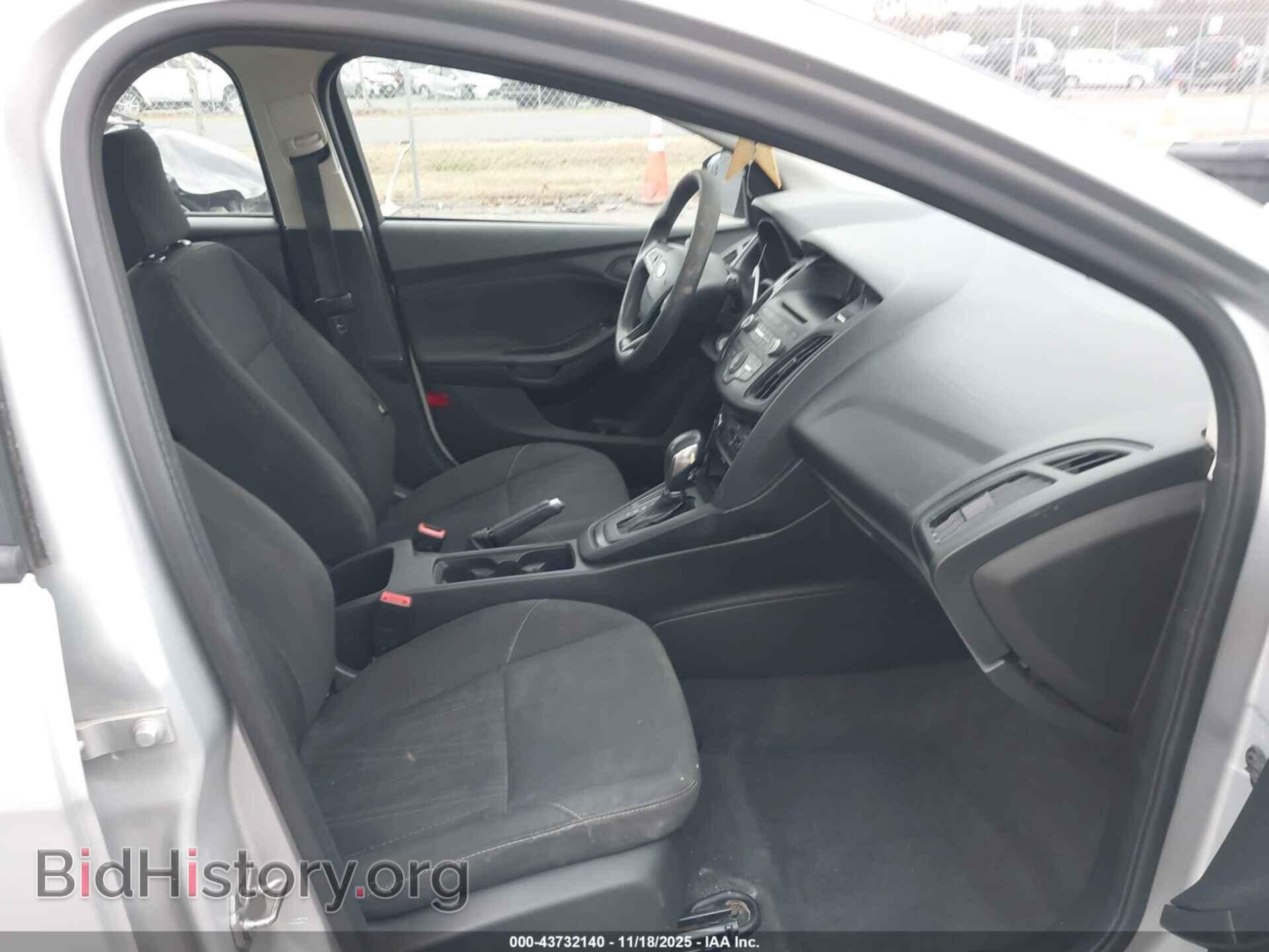 2016 FORD FOCUS - VIN: 1FADP3E24GL323975 - Photo 5