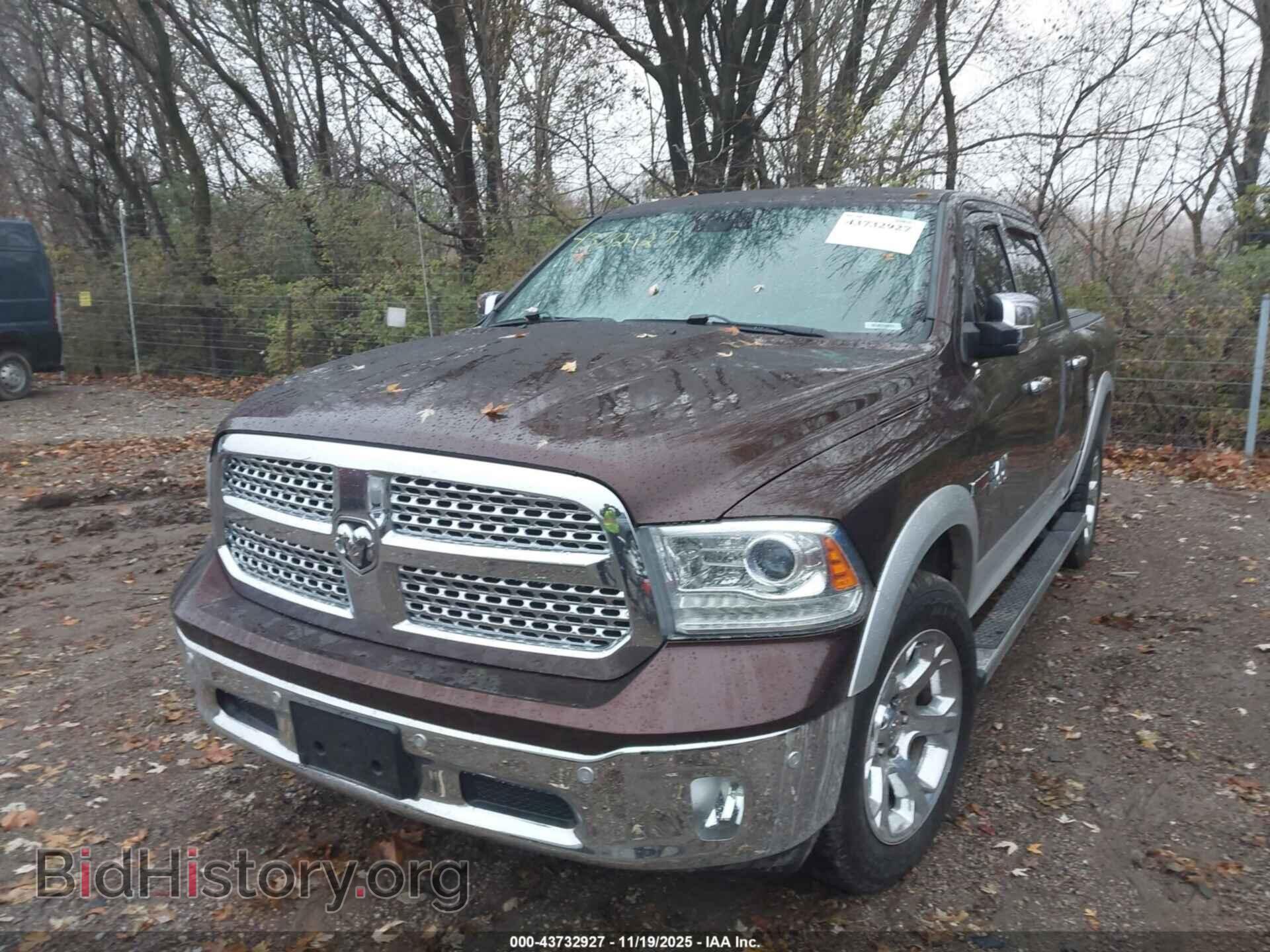 2015 RAM 1500 - VIN: 1C6RR7NM4FS642372 - Фото 2
