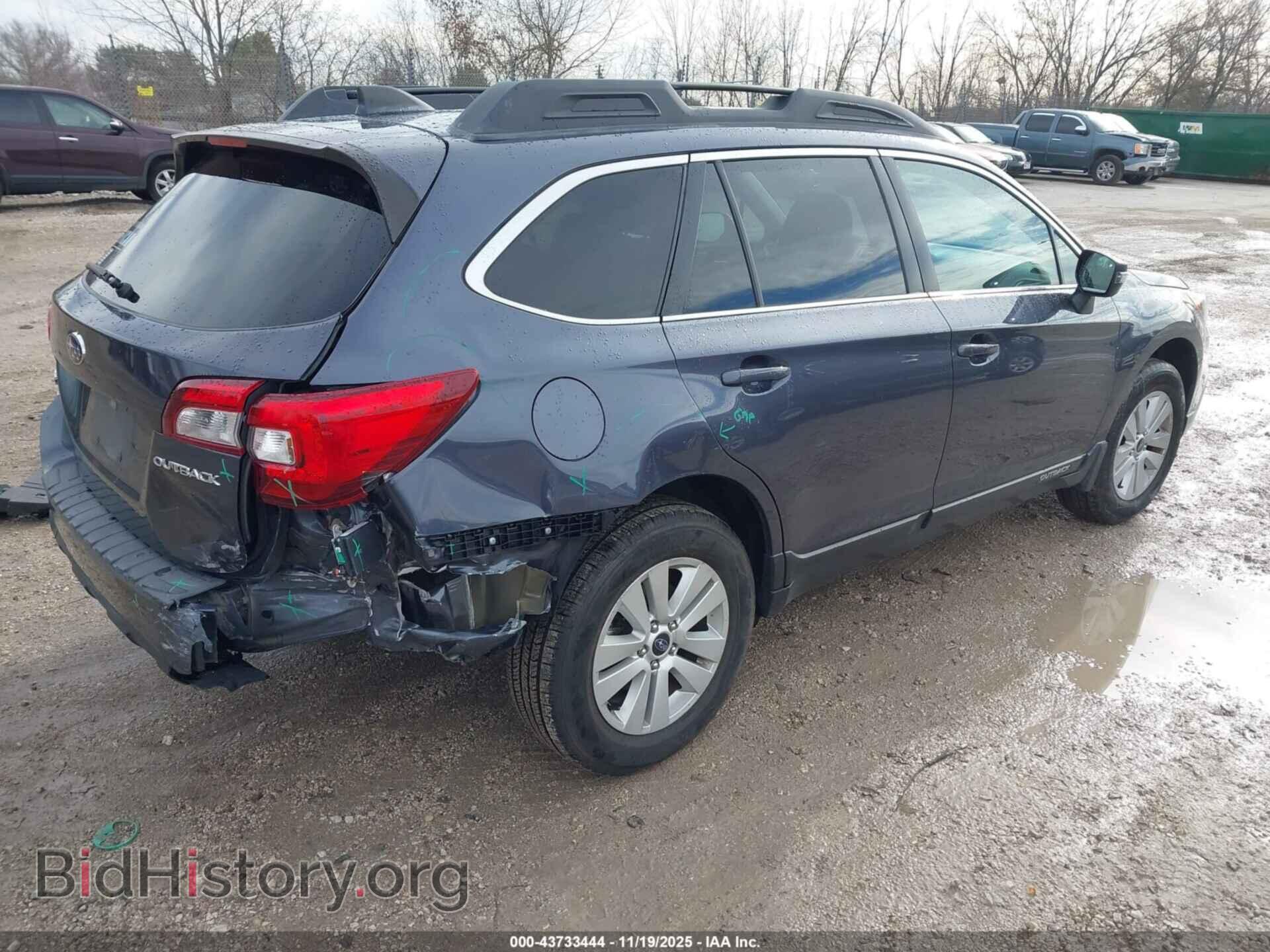 2017 SUBARU OUTBACK - VIN: 4S4BSAFC0H3375483 - Фото 4