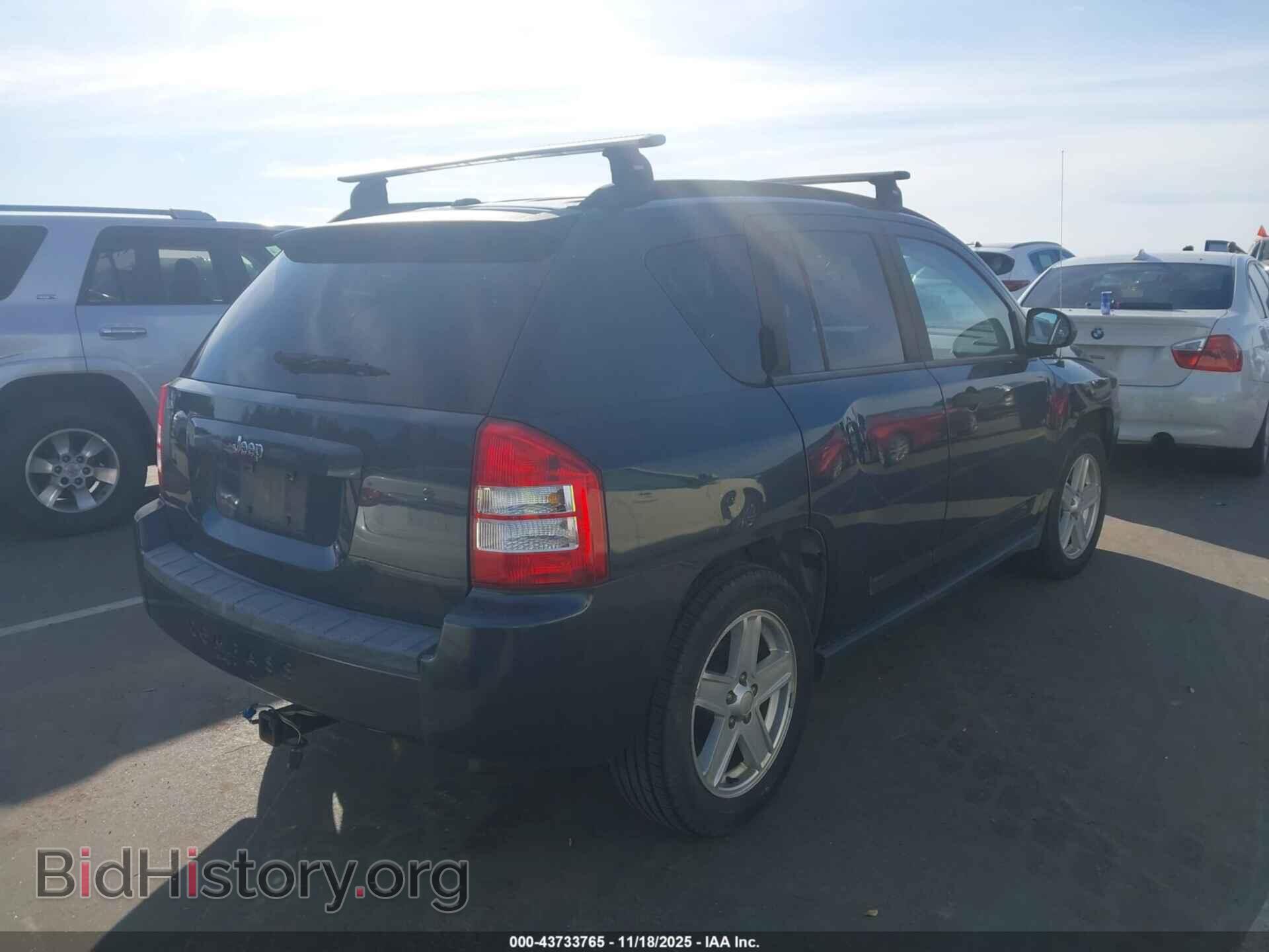 2007 JEEP COMPASS - VIN: 1J8FT47W87D204477 - Фото 4