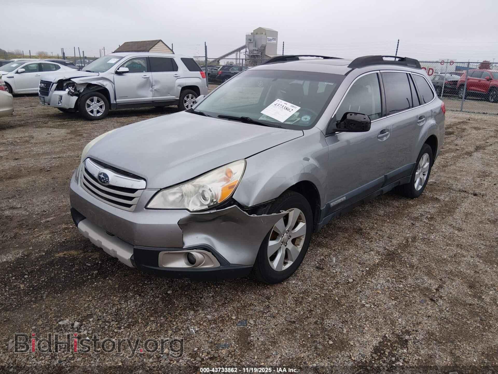 2011 SUBARU OUTBACK - VIN: 4S4BRBKC8B3357764 - Фото 2