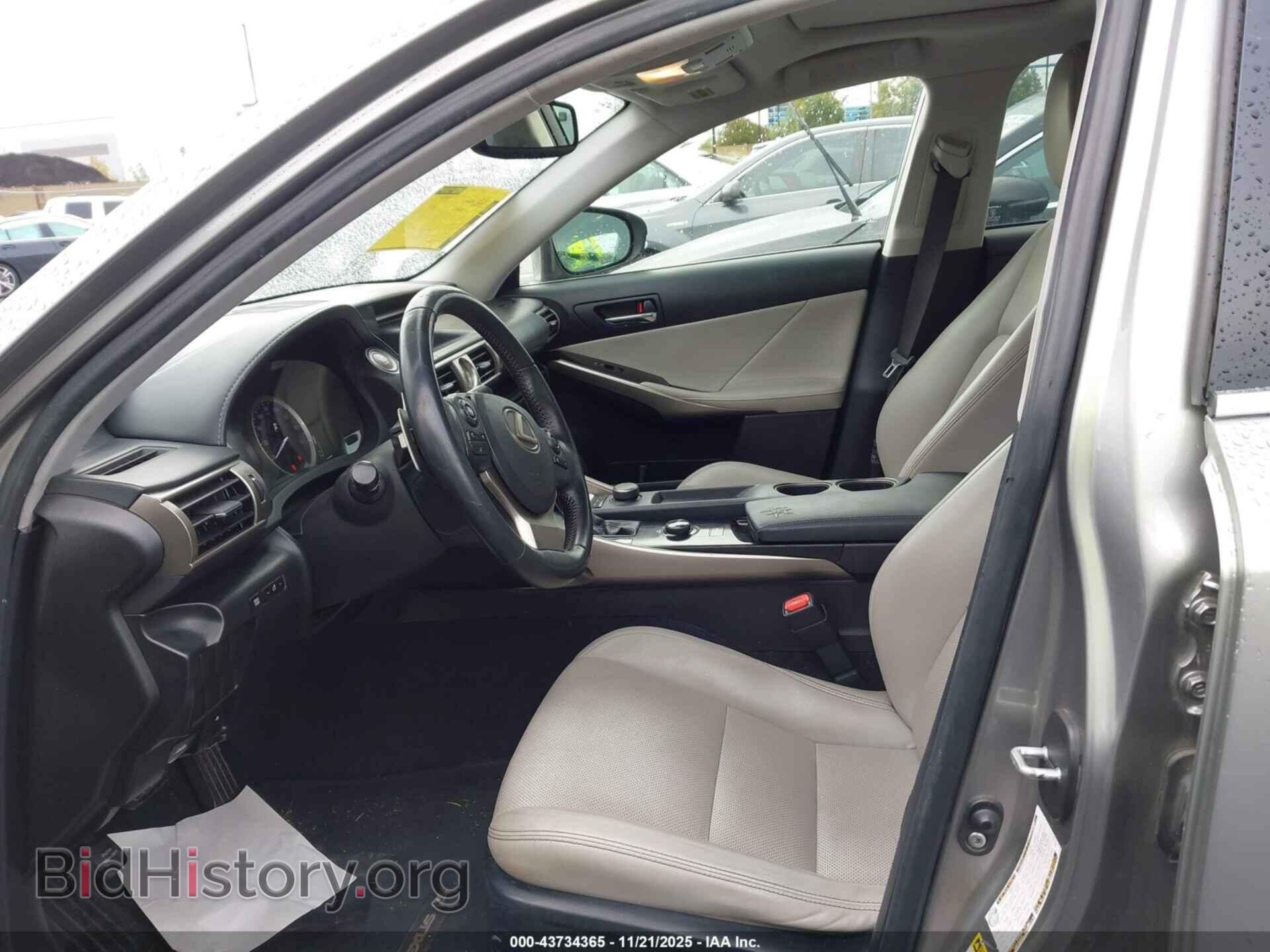 2014 LEXUS IS 250 - VIN: JTHBF1D29E5014075 - Photo 5