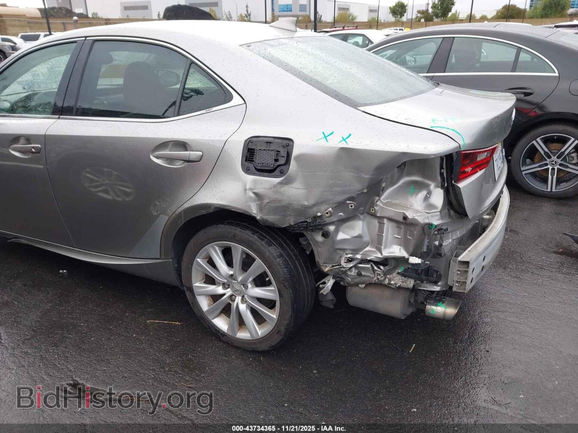2014 LEXUS IS 250 - VIN: JTHBF1D29E5014075 - Photo 6