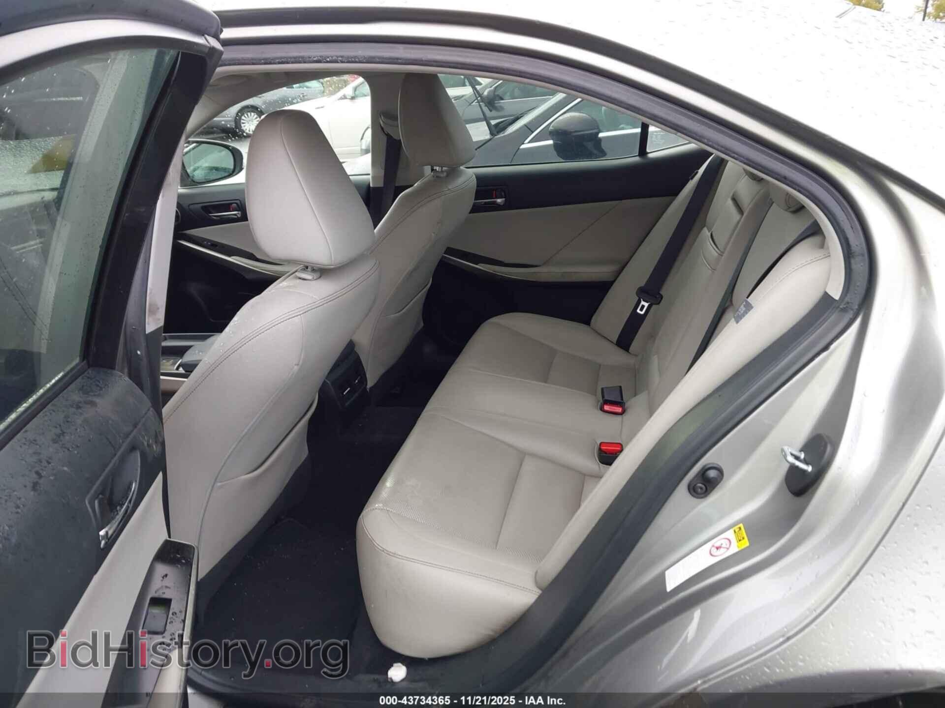 2014 LEXUS IS 250 - VIN: JTHBF1D29E5014075 - Photo 8