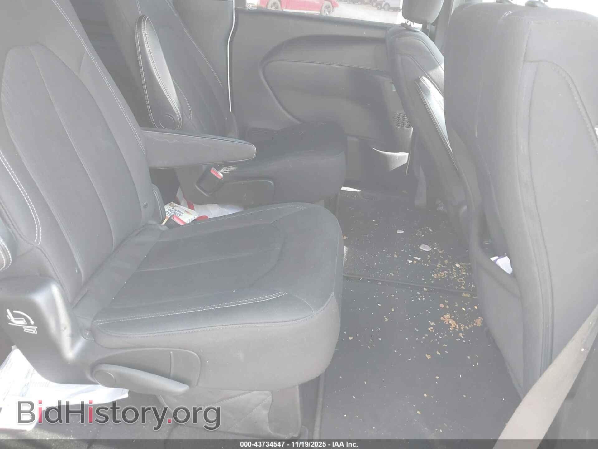 2018 CHRYSLER PACIFICA - VIN: 2C4RC1FG4JR334032 - Photo 8