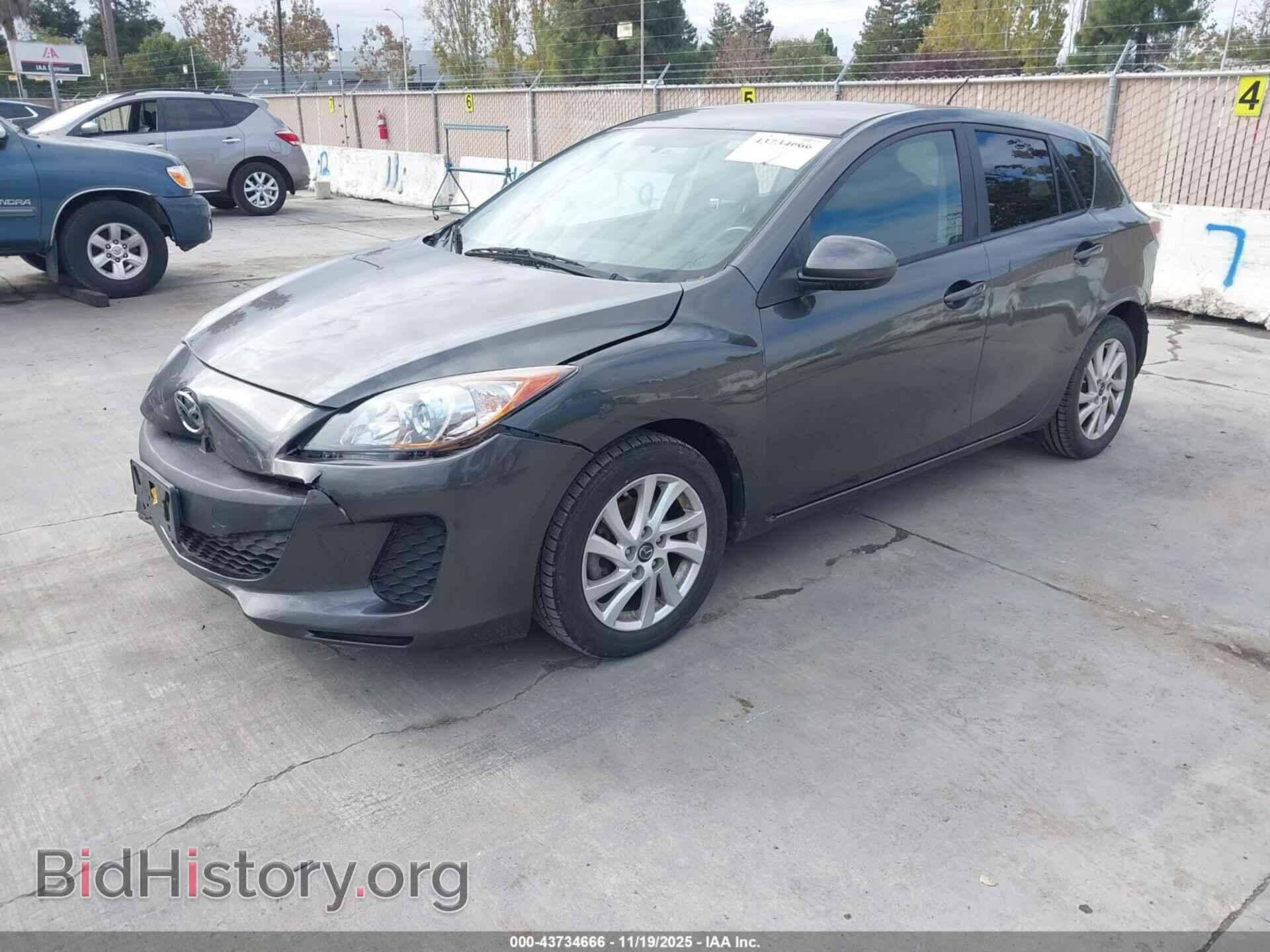 2013 MAZDA MAZDA3 - VIN: JM1BL1LP2D1765130 - Фото 2