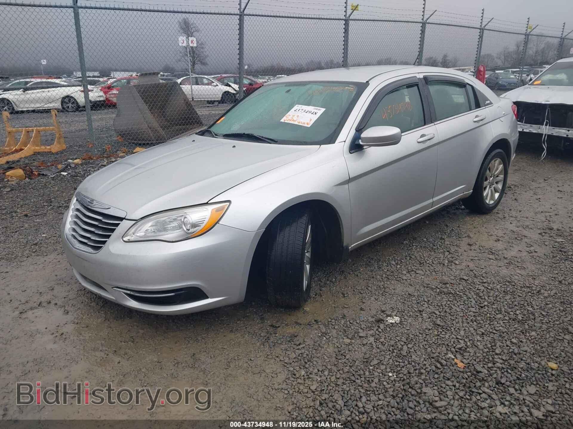 2012 CHRYSLER 200 - VIN: 1C3CCBBB7CN127435 - Фото 2